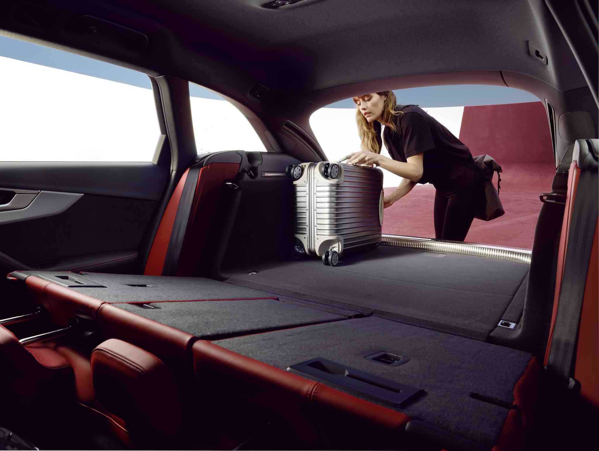 Audi A4 Avant 多功能的實用空間機能。
