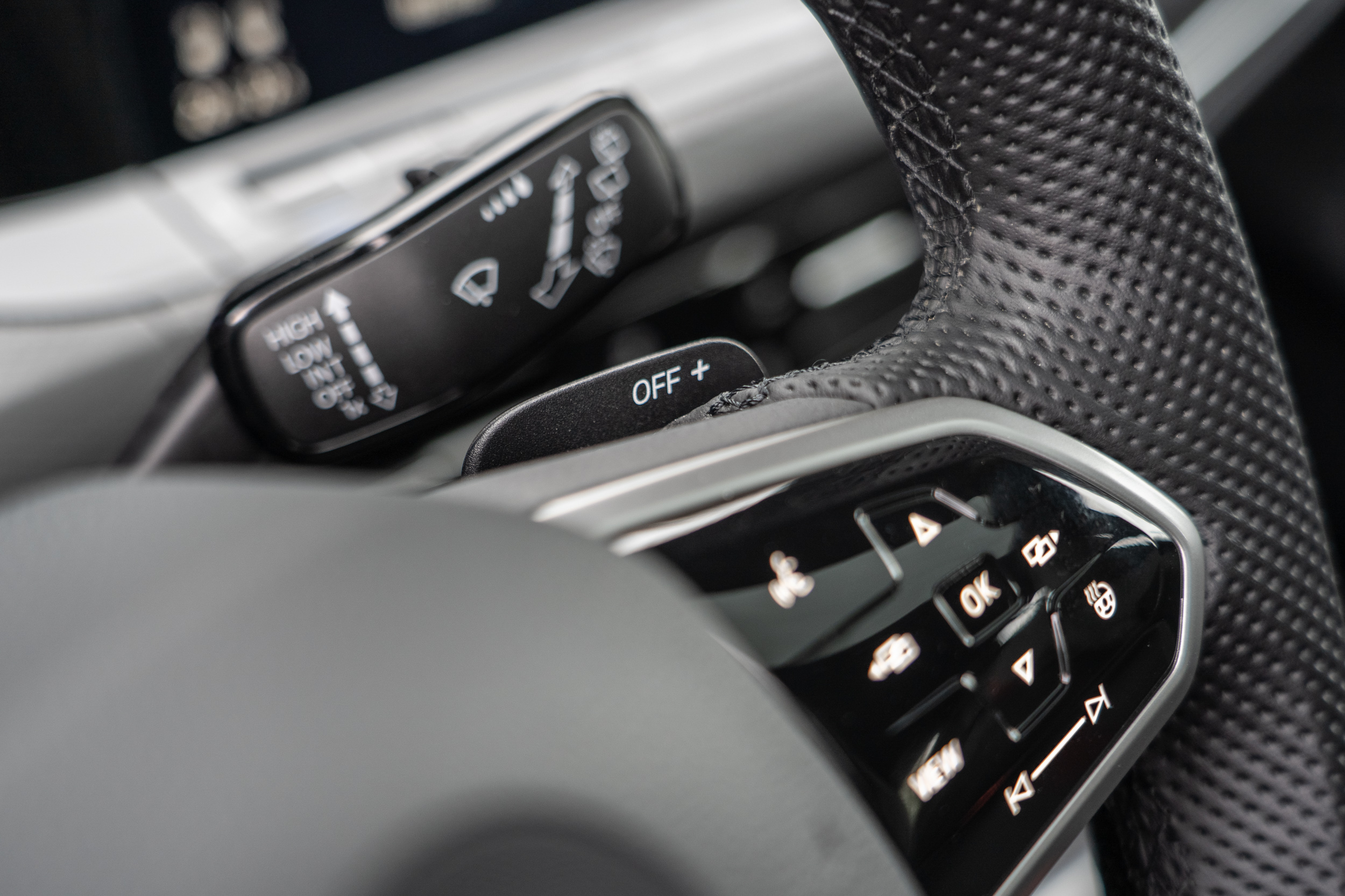 配備換檔撥片。