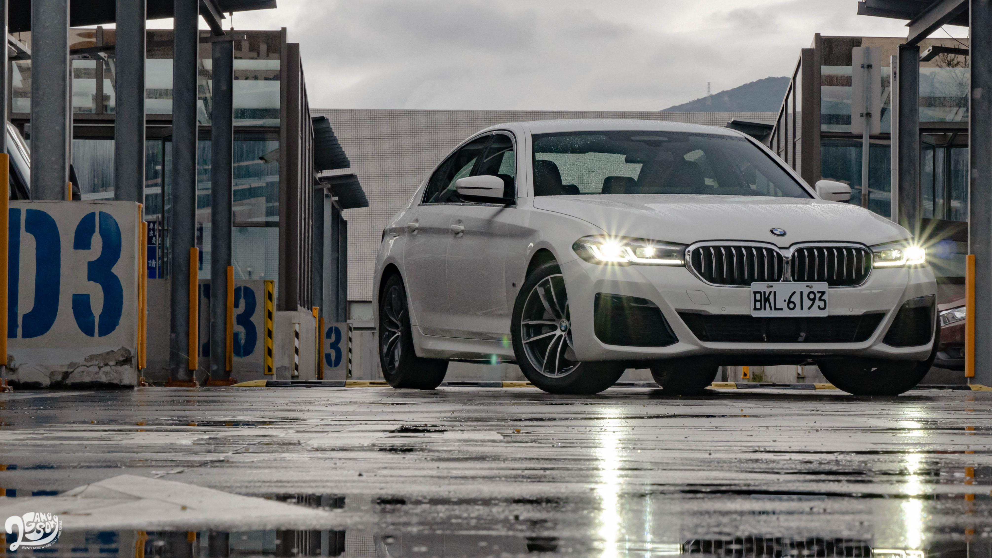 BMW 520i M Sport 首發版售價 279 萬起。