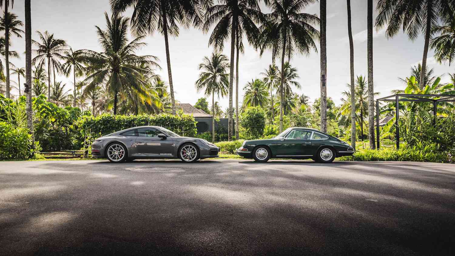 保時捷911 Carrera S（左）與電影《間諜遊戲》（Spy Game）中，勞勃瑞福（Robert Redford）的座駕– Porsche 912（右）。