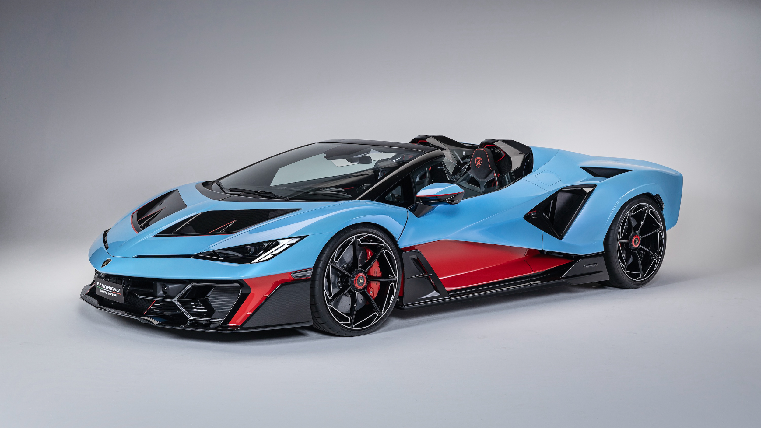 普利司通為 Lamborghini Fenomeno Roadster 獨家輪胎研發合作廠商！