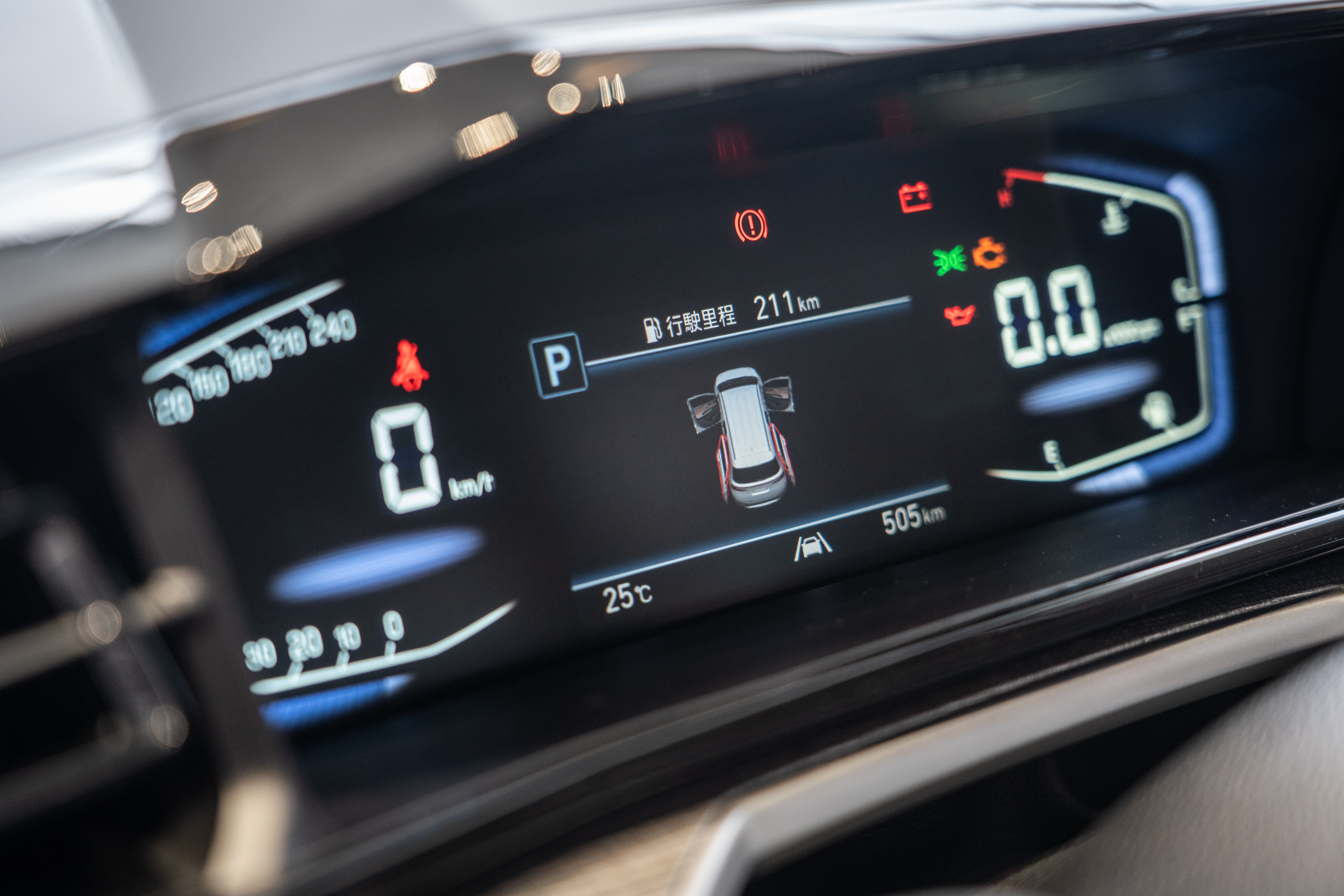 全數位儀表設計,Custin 更將成新世代 Hyundai 首輛導入中文介面的車款。