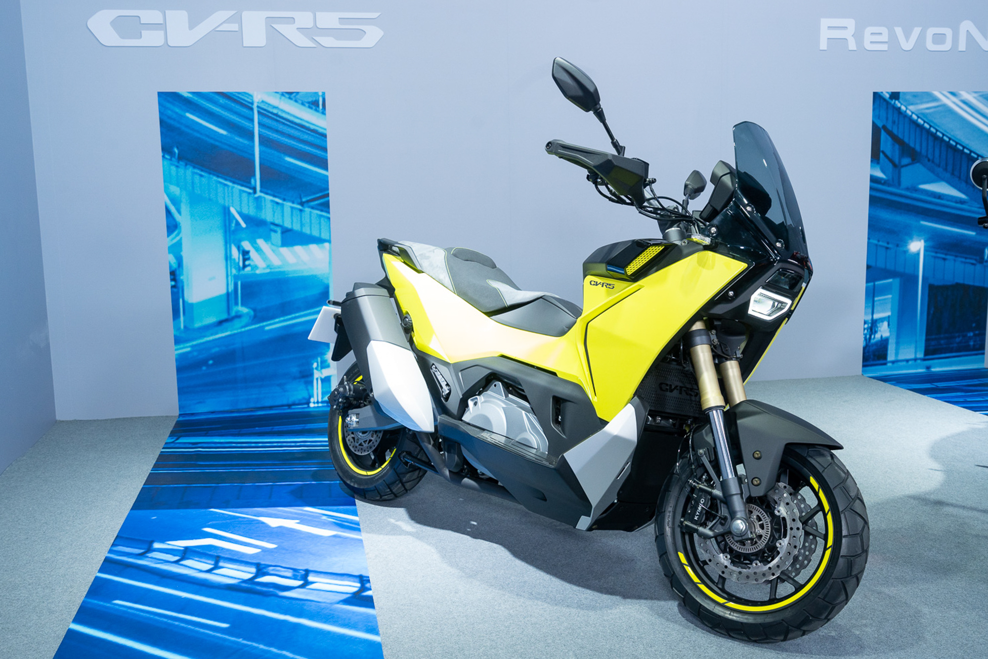 KYMCO CV-R5