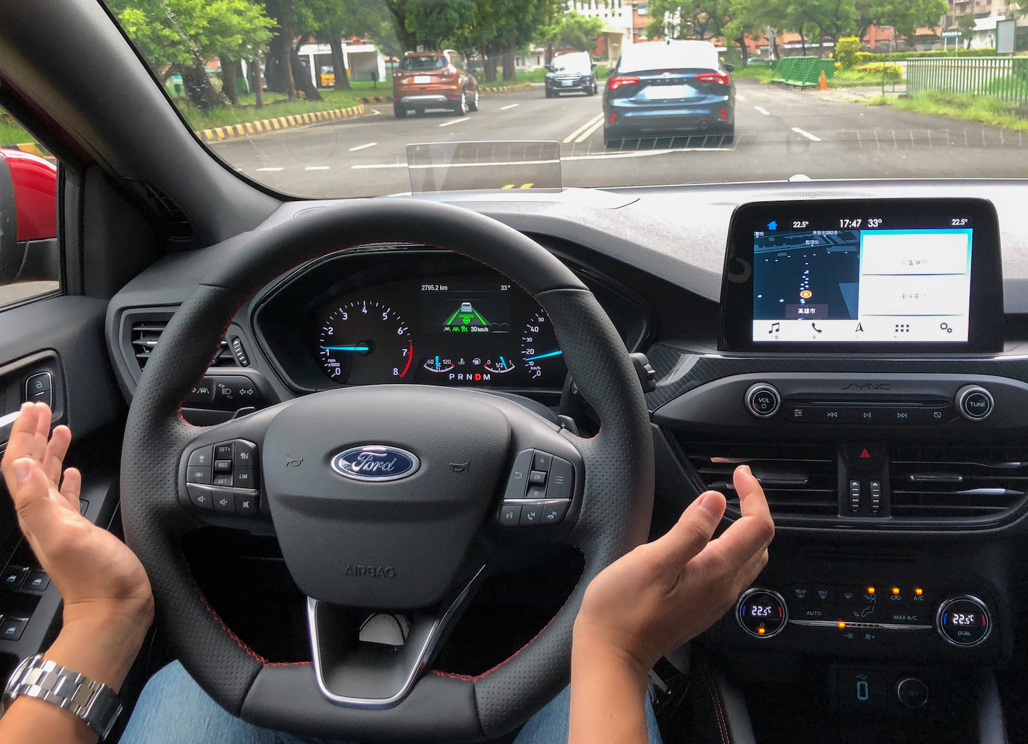 ACC Stop & Go 全速域主動式定速巡航調節系統等 Ford Co-Pilot360™ 全方位智駕科技輔助系統帶來的安全與便利性。