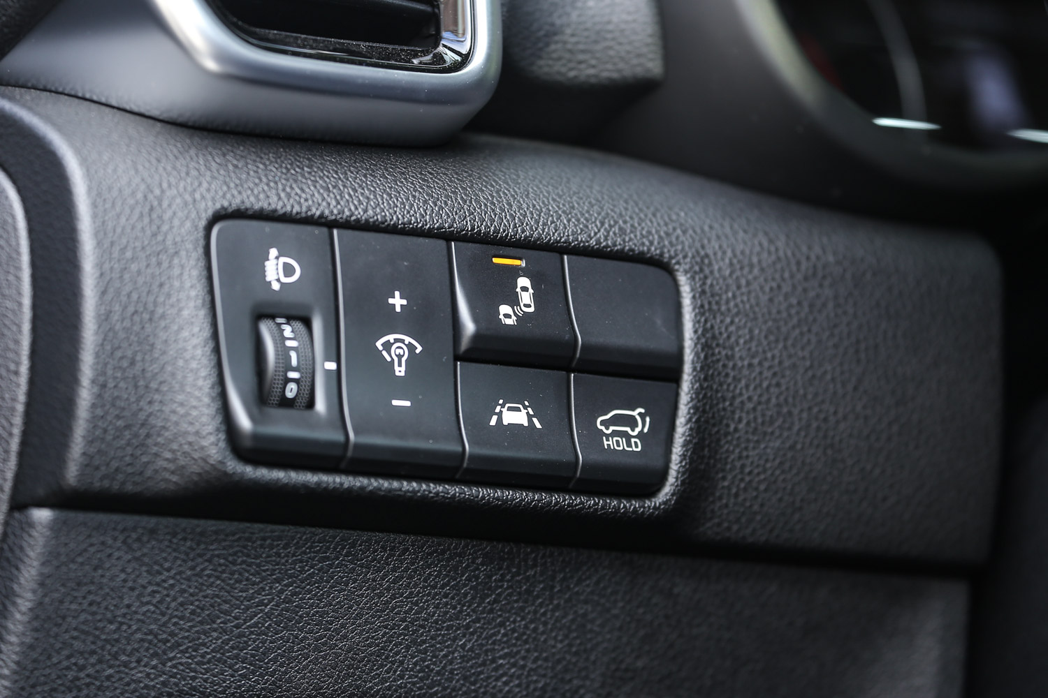 Sportage 於此次小改款時補上 DRIVE WiSE 智慧安全輔助系統。