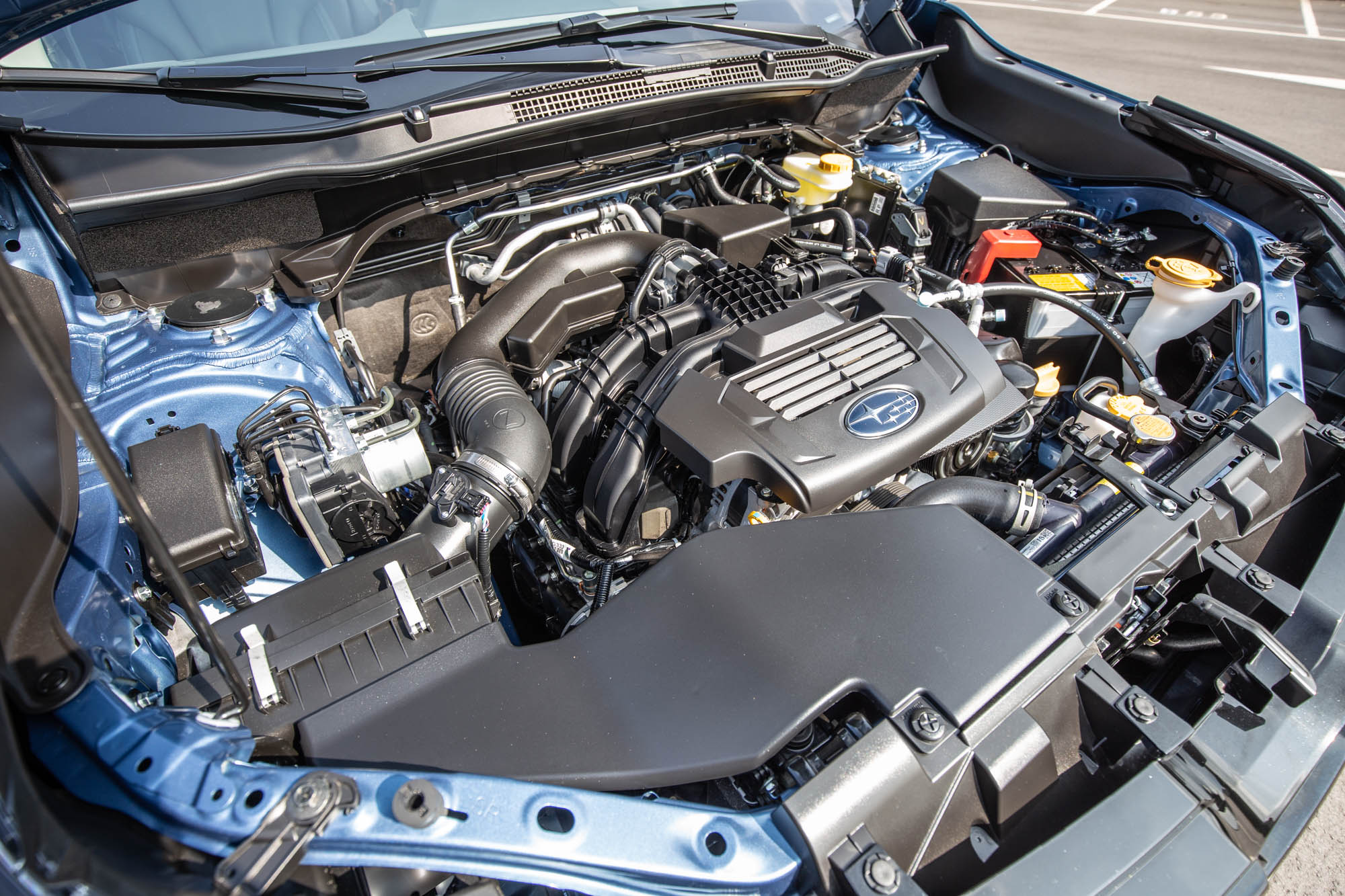 Forester 2.0i-S Eyesight 搭載 2.0 升水平對臥自然進氣汽油引擎,具備 156ps / 6000rpm 最大馬力與 20kgm / 4000rpm 最大扭力輸出。