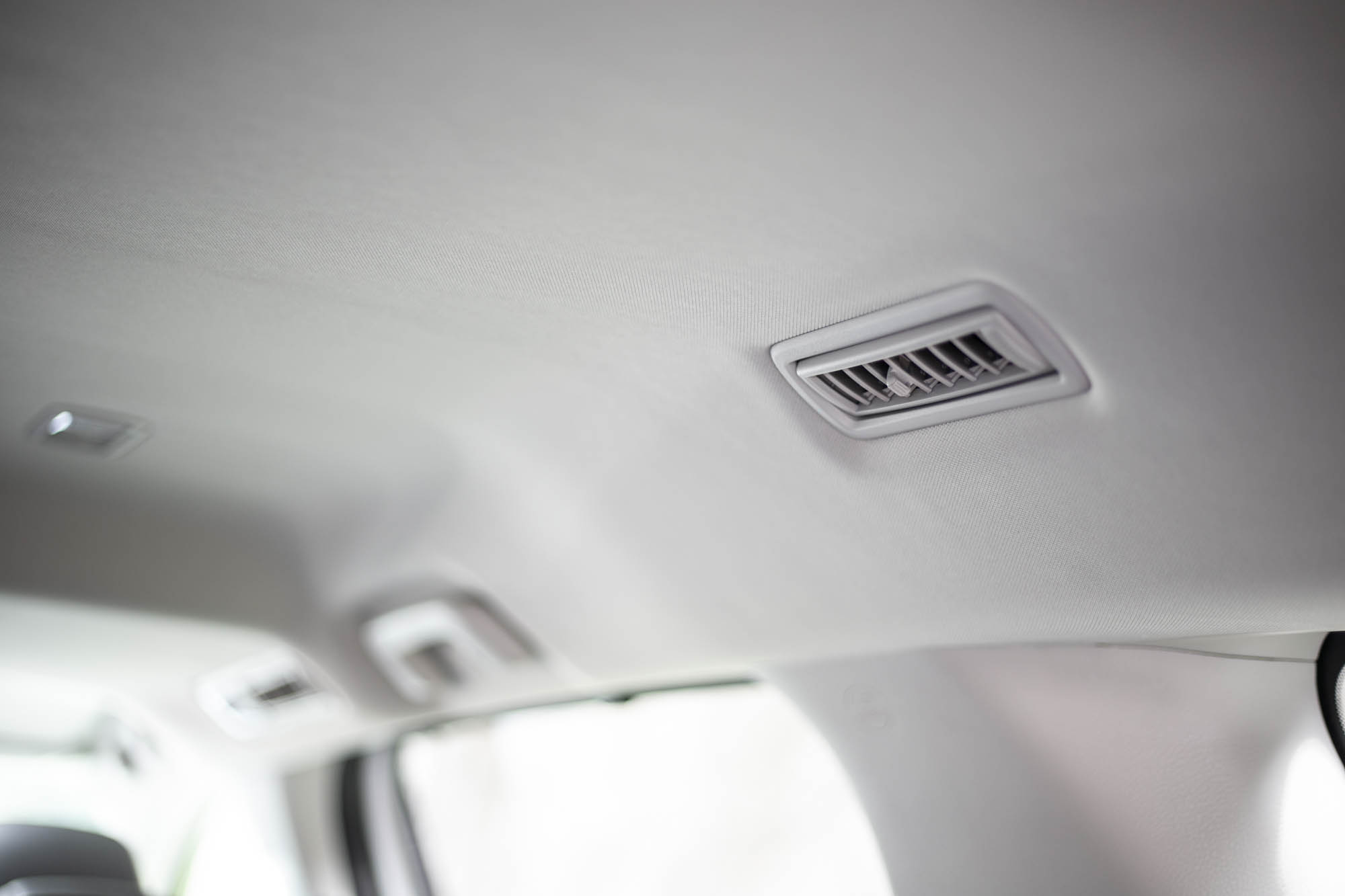 配備四區恆溫空調。