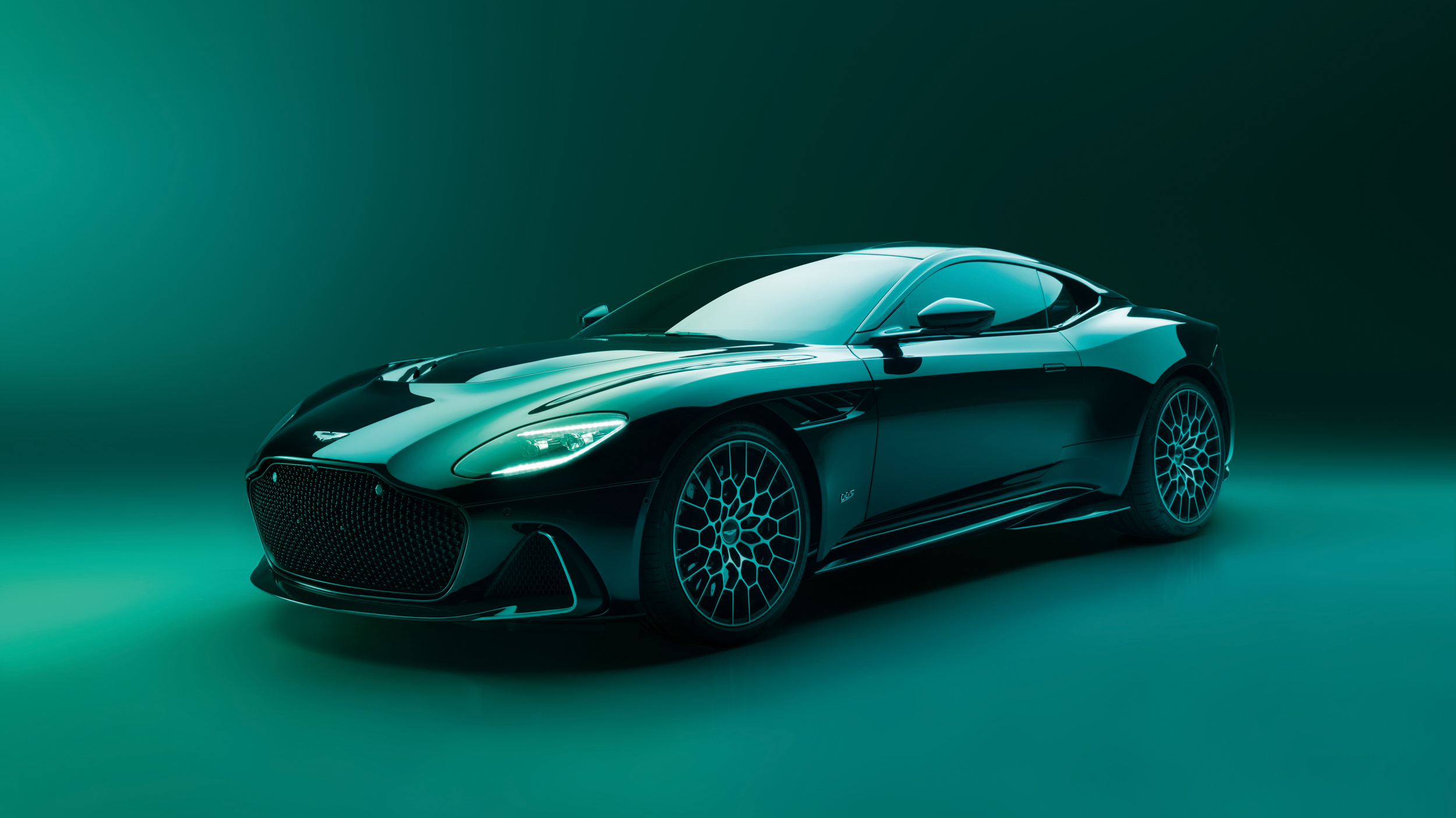 V12 的最終章！Aston Martin 發表 DBS 770 Ultimate