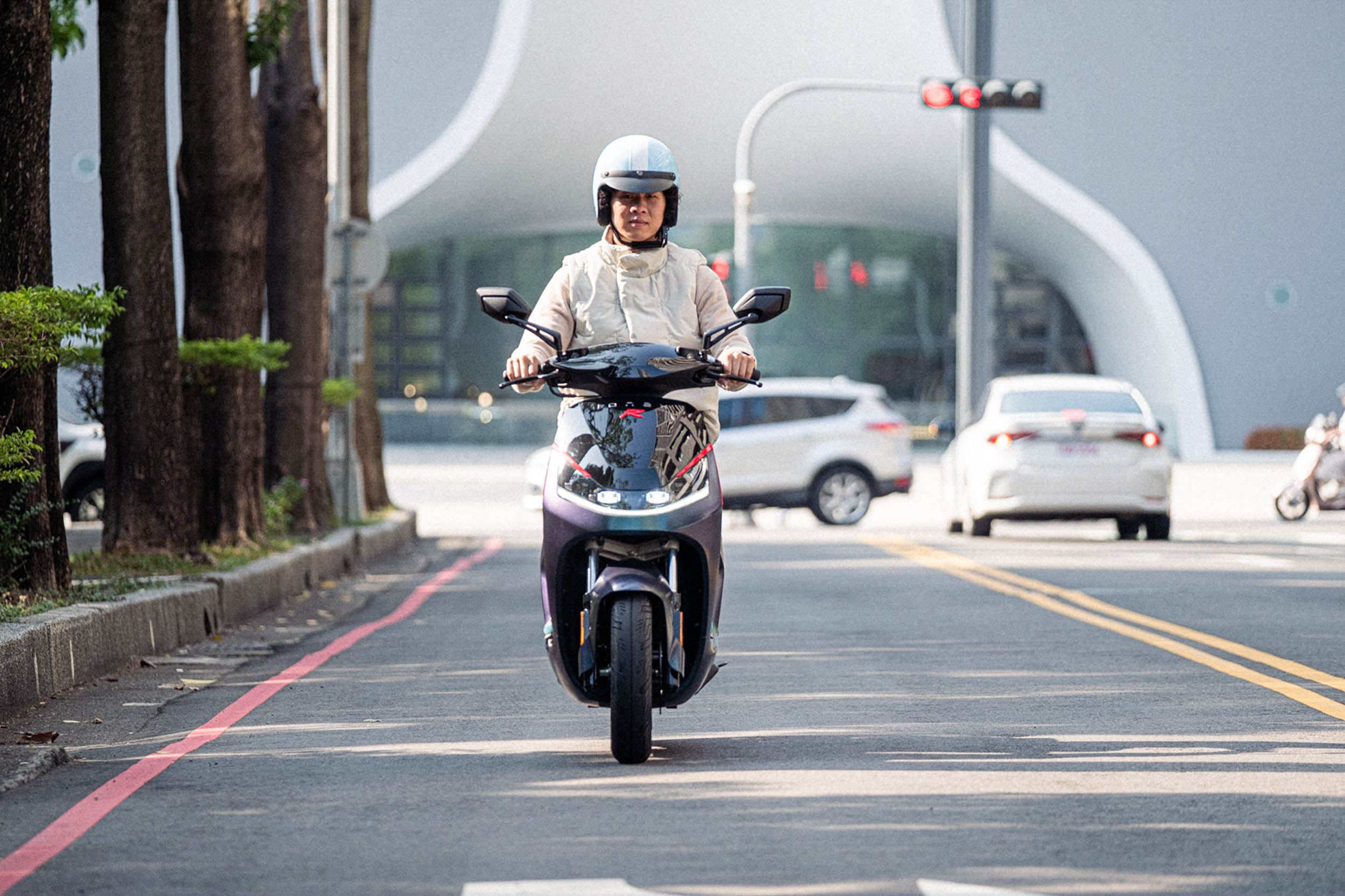 S7R 在加速表現上相當猛烈,不只是電車之最,就算要與運動油車PK也不成問題。