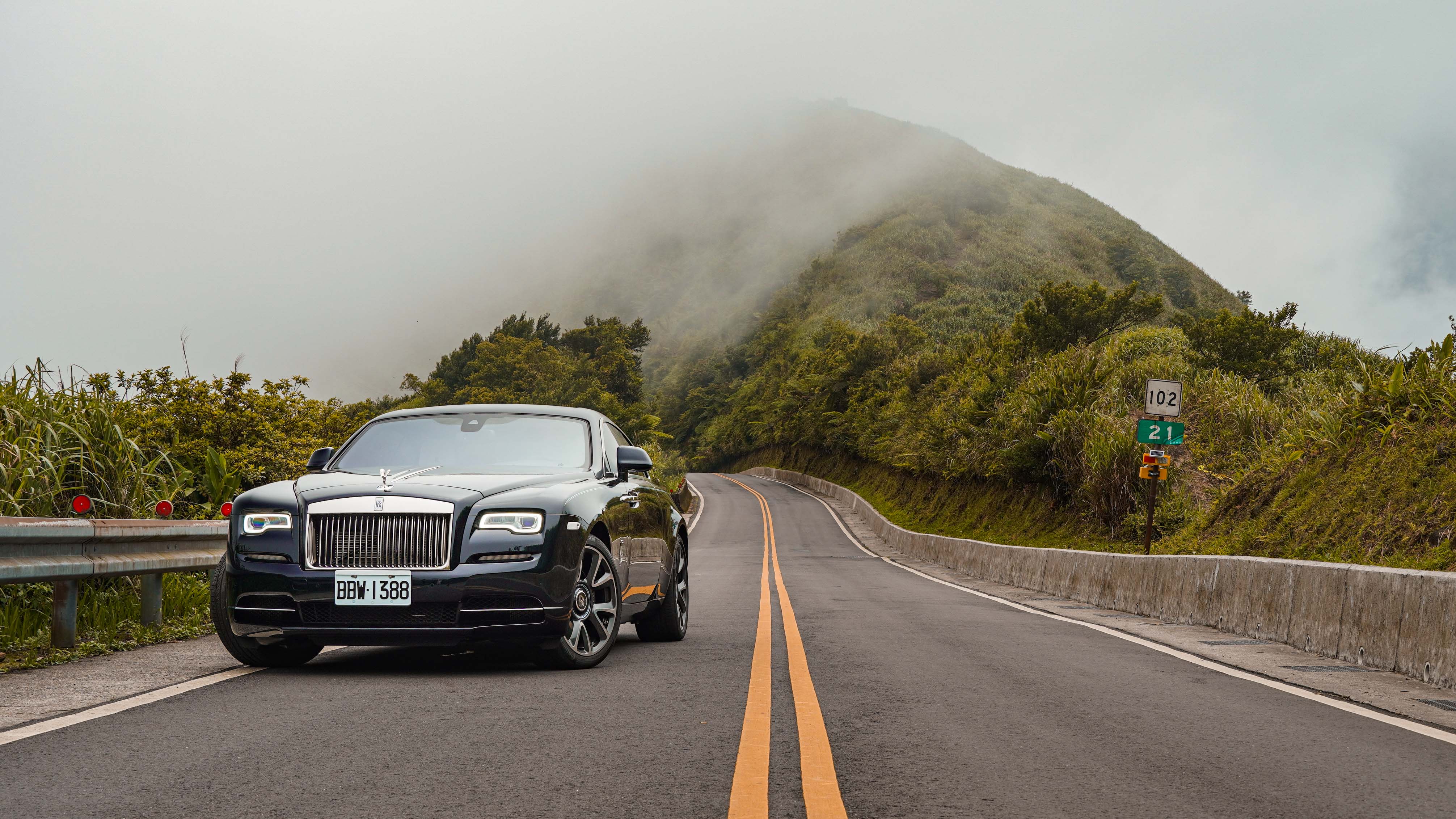 Rolls-Royce Wraith 起跳價 2,208 萬元。