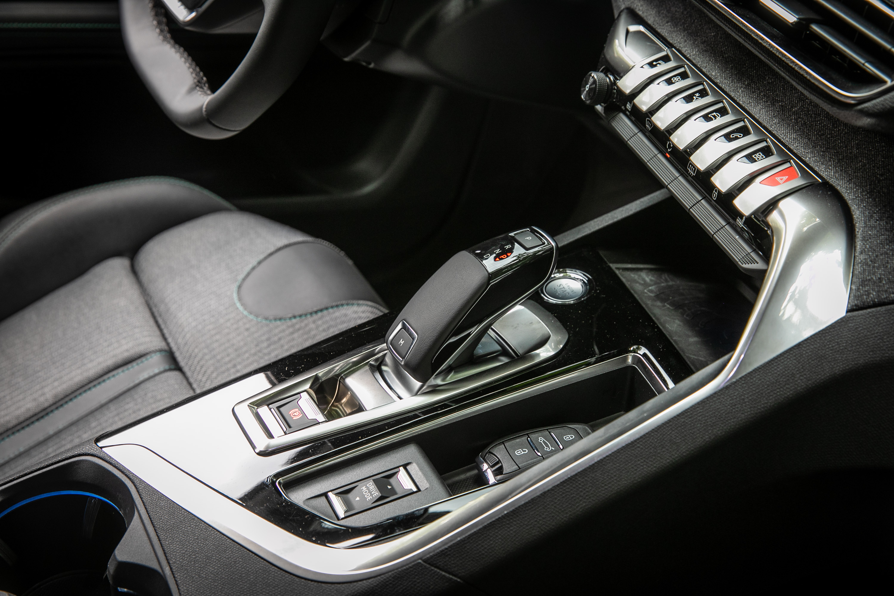 如精品家居般的中控台總成,曾幾何時在同價位的對手上看到?