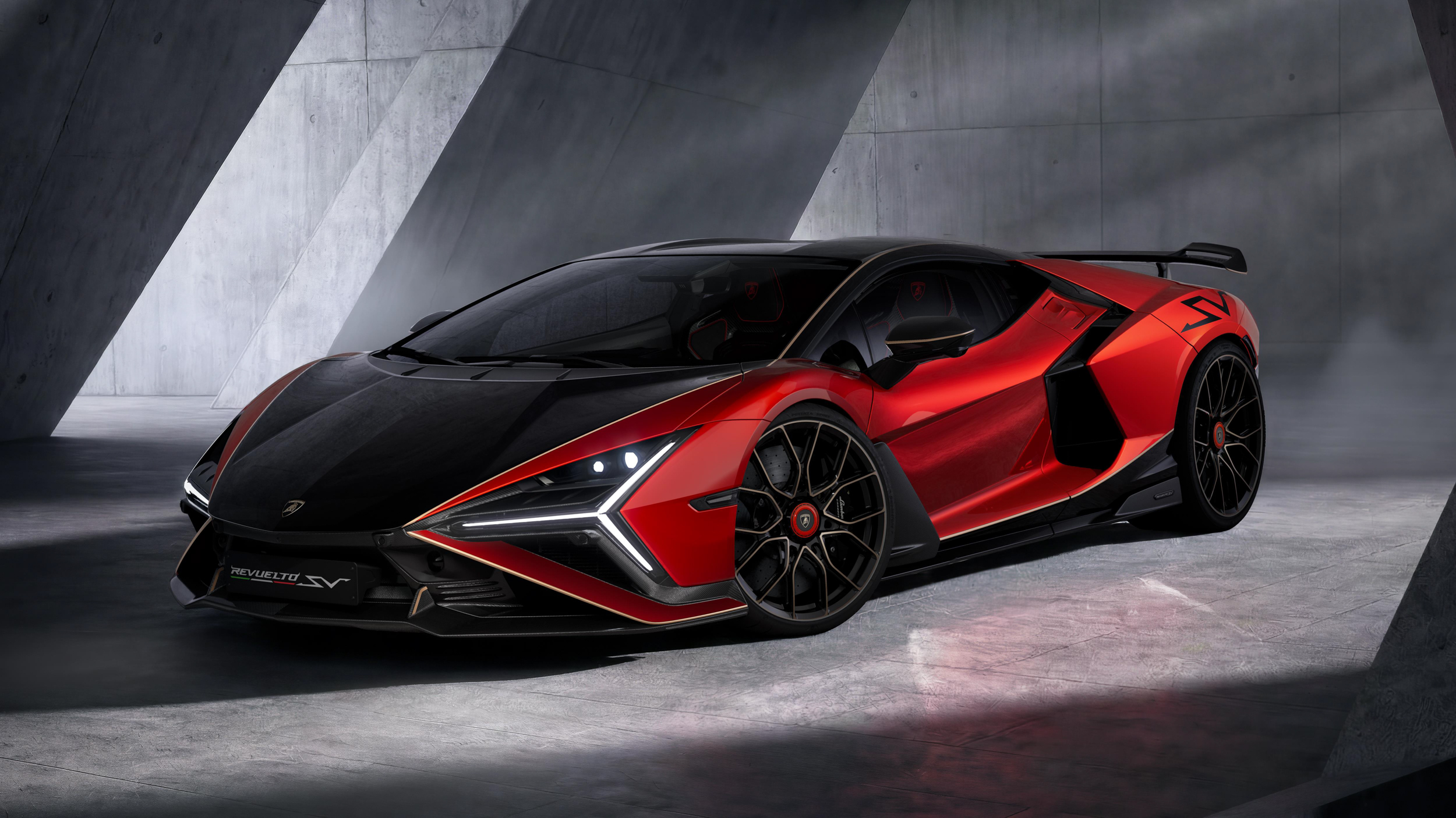 全球限量 1,963 輛！Lamborghini Revuelto SV 正式揭露！