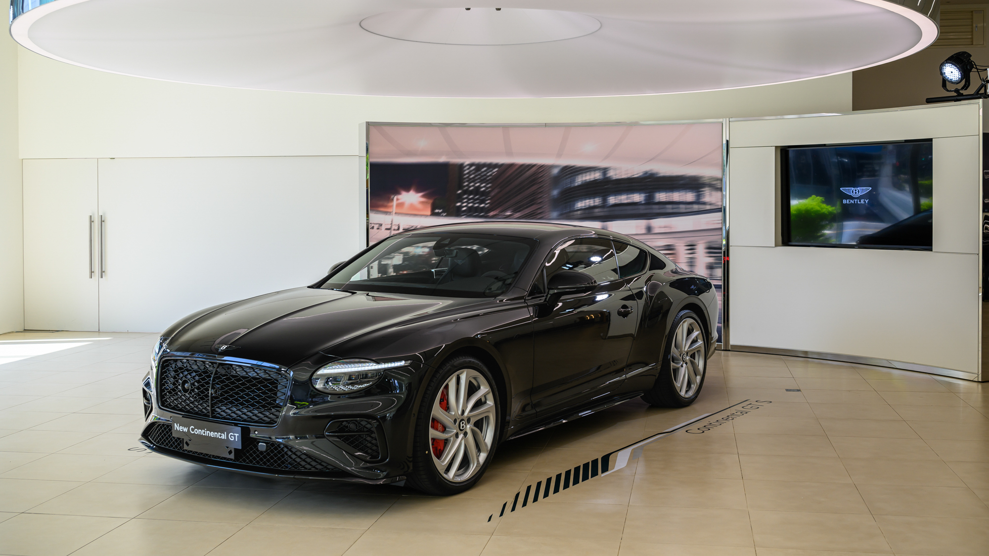 Bentley 推 Bentayga Speed 與 Continental GT / GTC S，售價 1,460 萬元起！