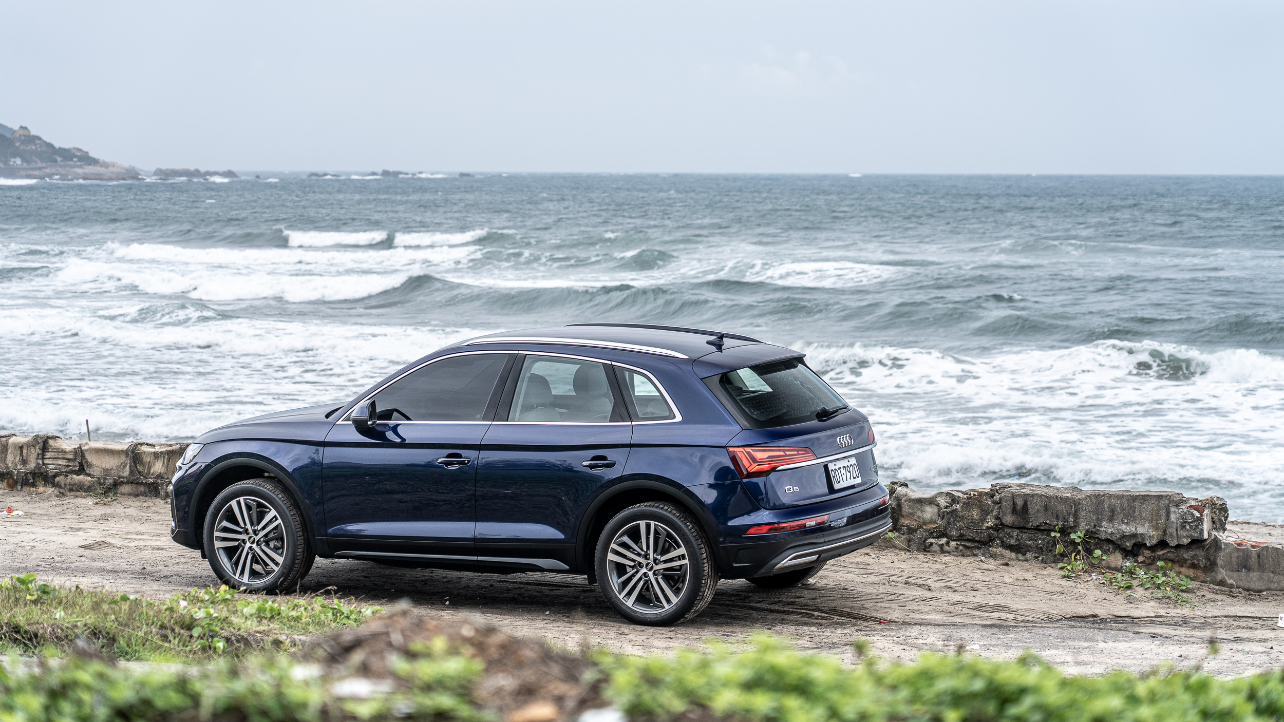 強敵環伺，Audi Q5 要如何面對？品牌用全新動力給了極具說服力的解答