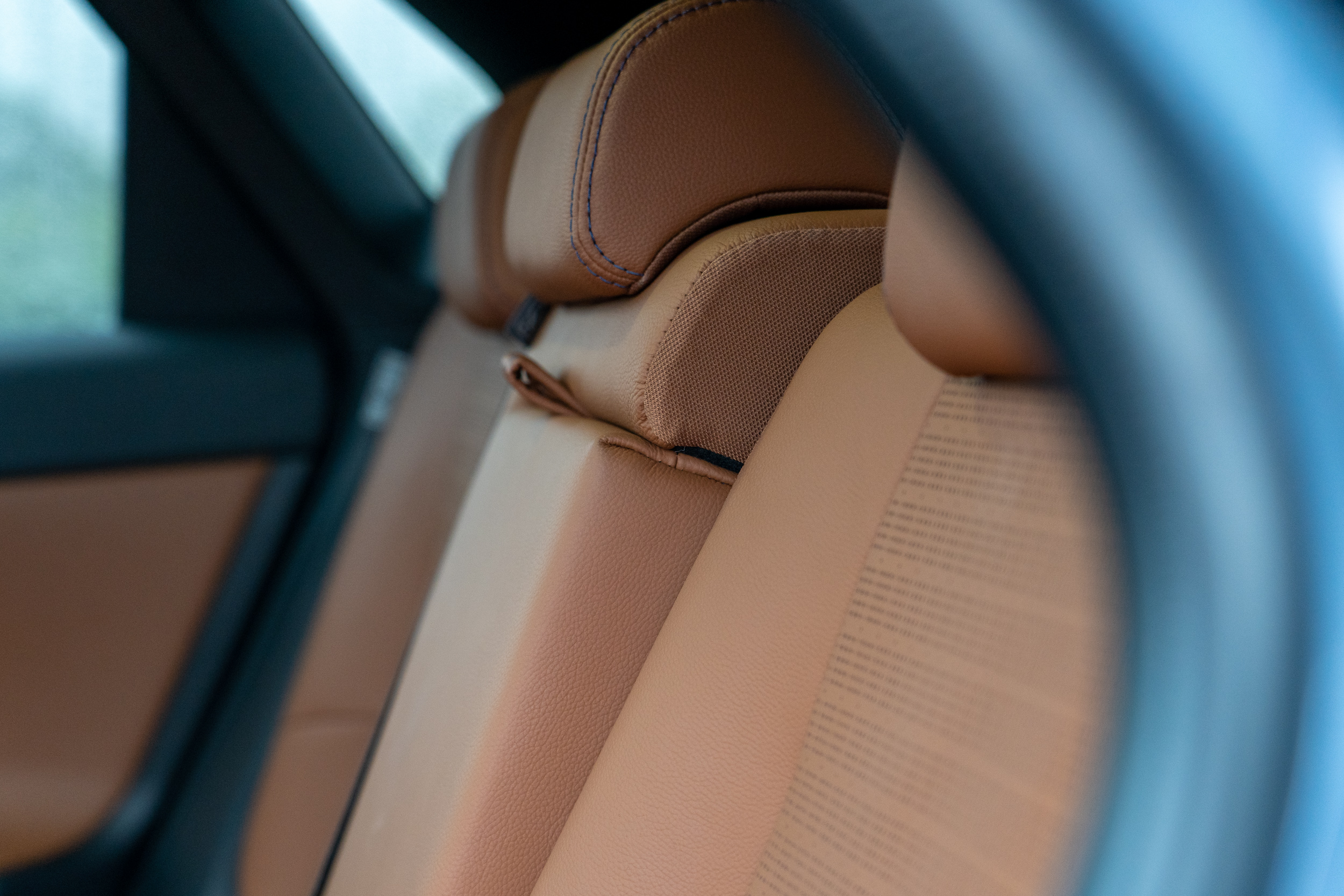 後座具備角度可調,一定程度提升了整體乘坐舒適性。