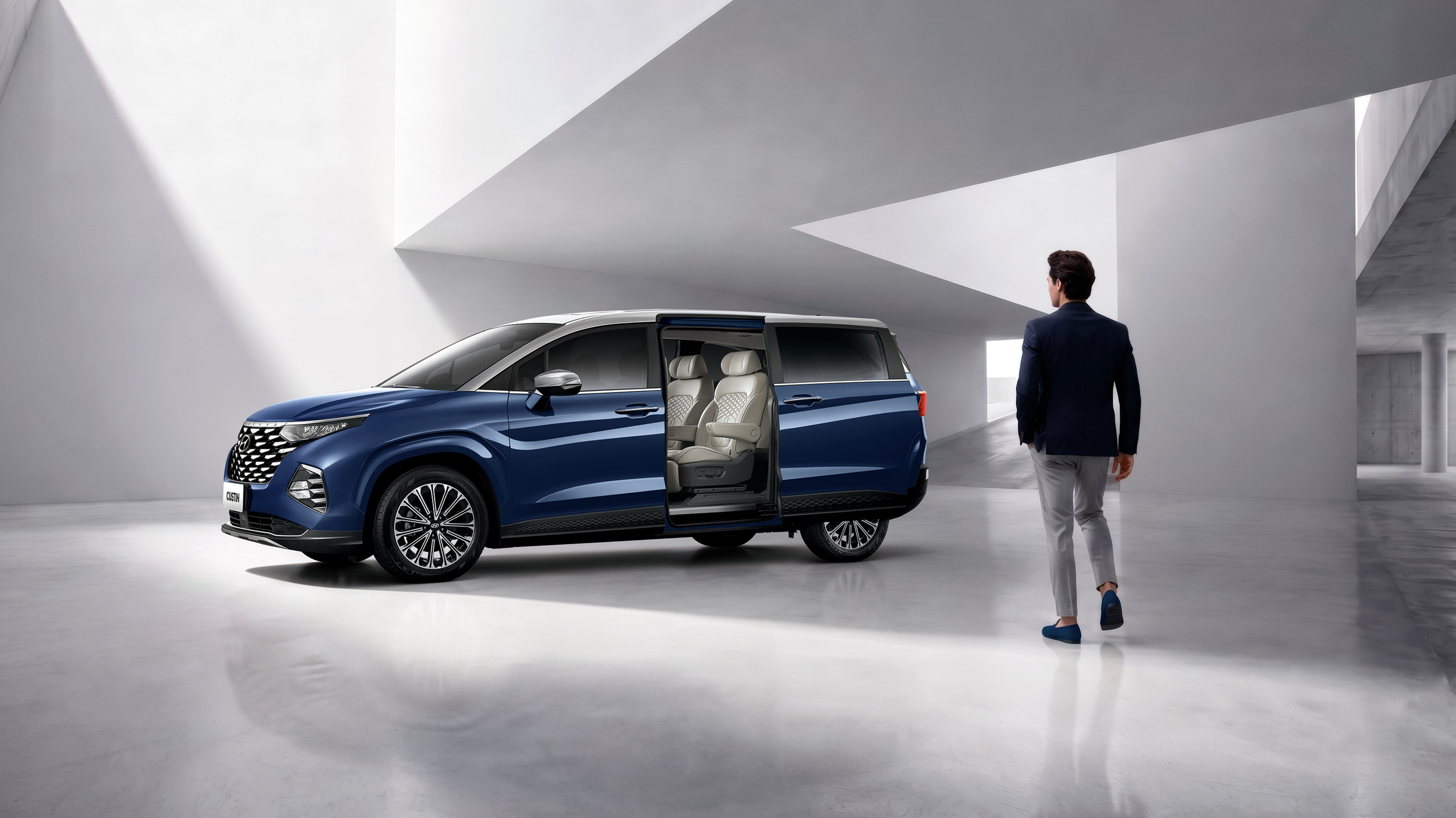Hyundai Custin 推出 Royal 特仕車型，售價 163.9 萬元！