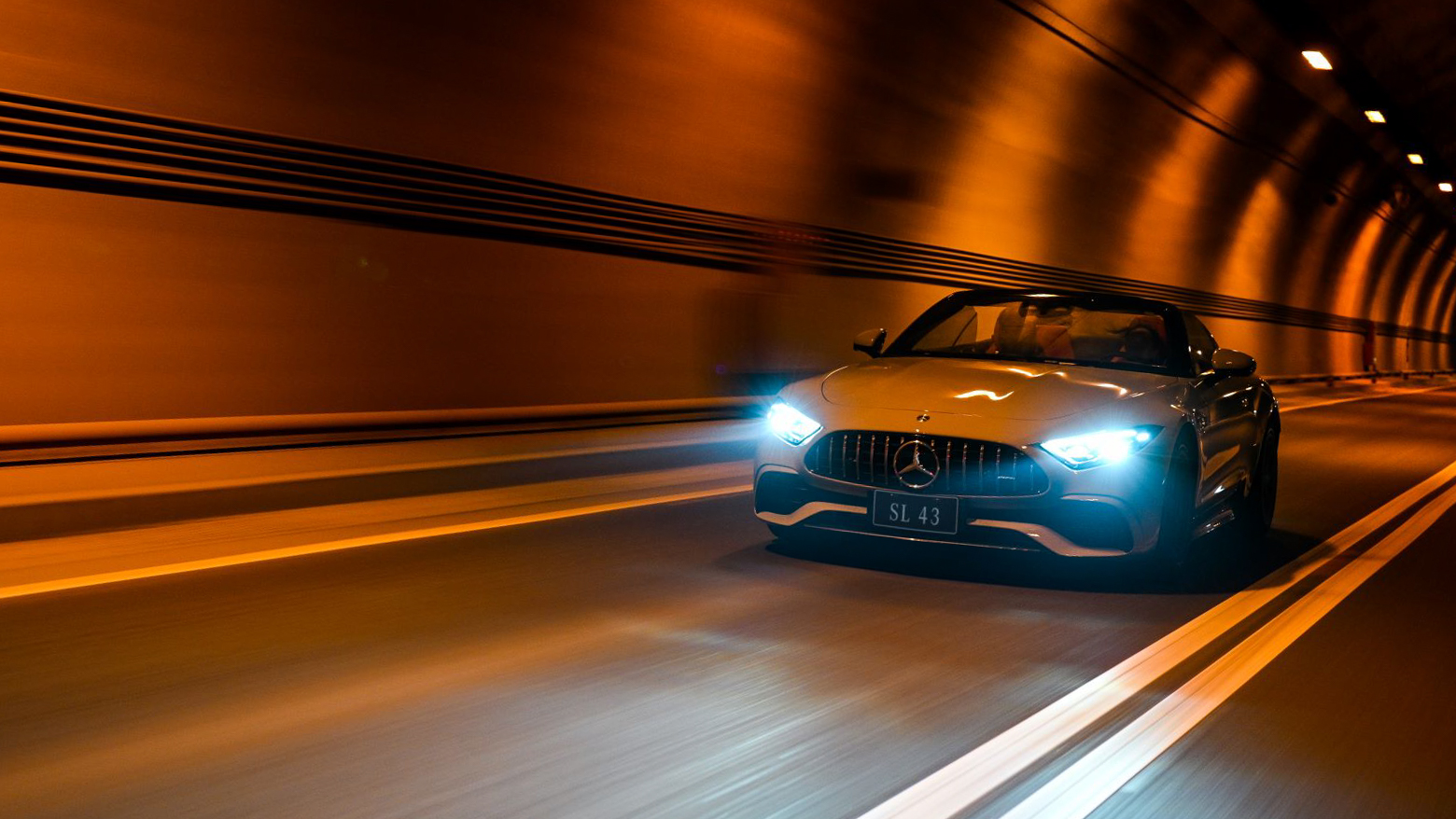 ▲ 676 萬起正式開放訂購，Mercedes-AMG SL 43 發表亮相