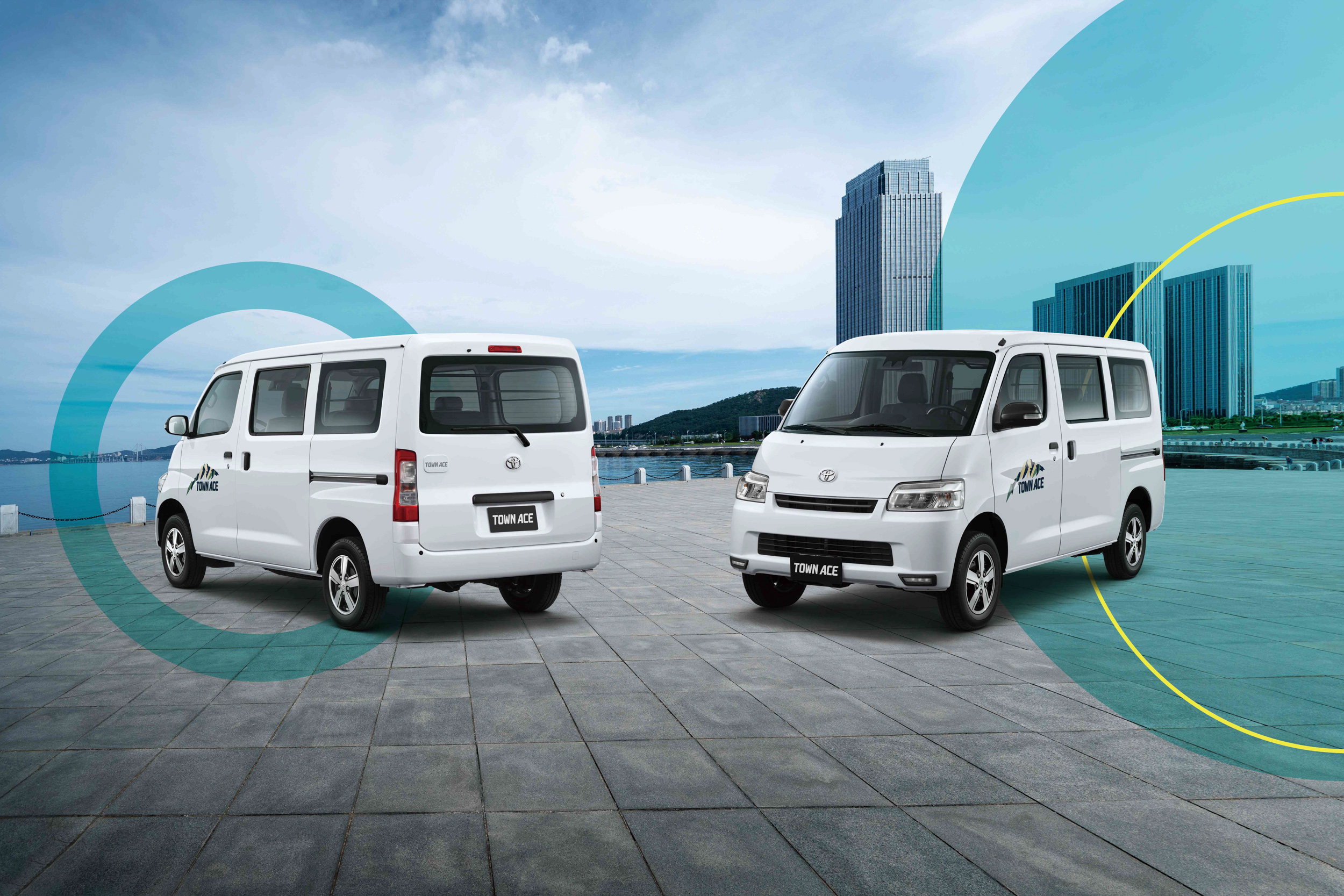 前後盲點補上了，TOYOTA TOWN ACE 建議售價 53.9 萬起！
