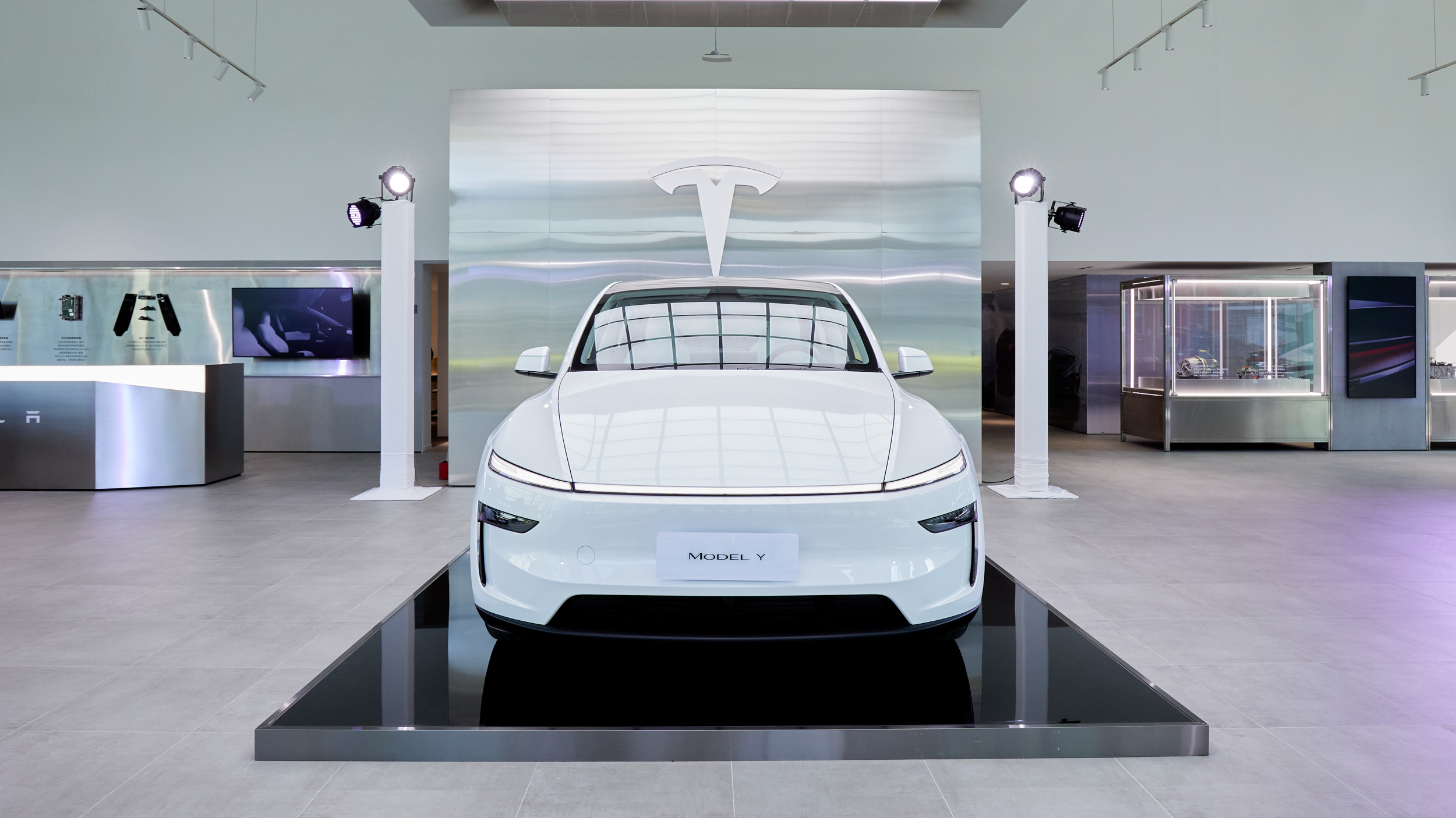 Tesla 改款 Model Y 正式到港，第二季末開始交付車主！