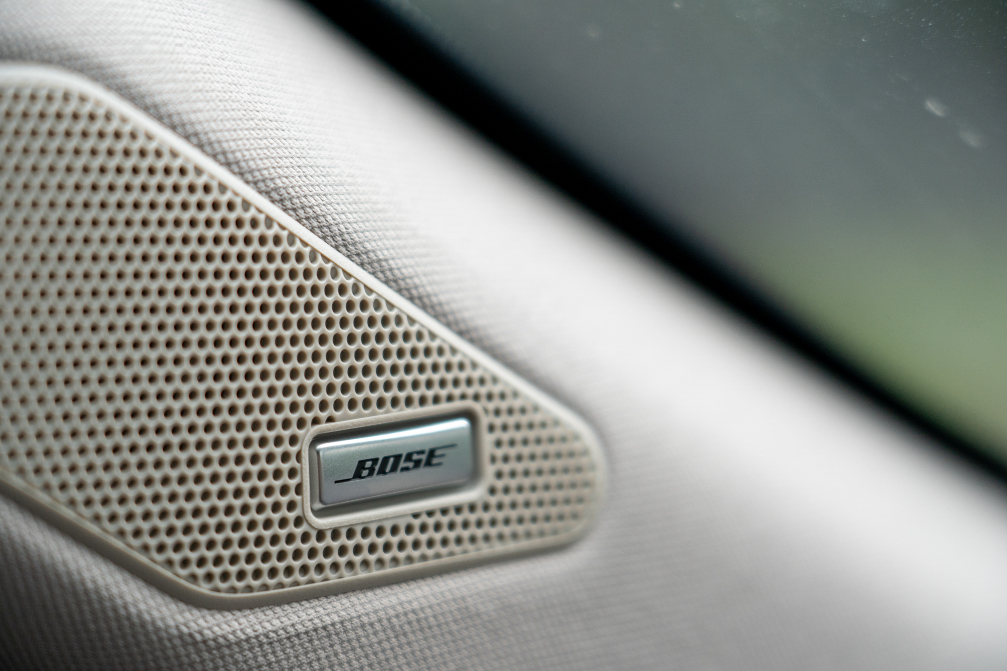 X-TRAIL輕油電旗艦版配備BOSE Premium Sound System音響規格。