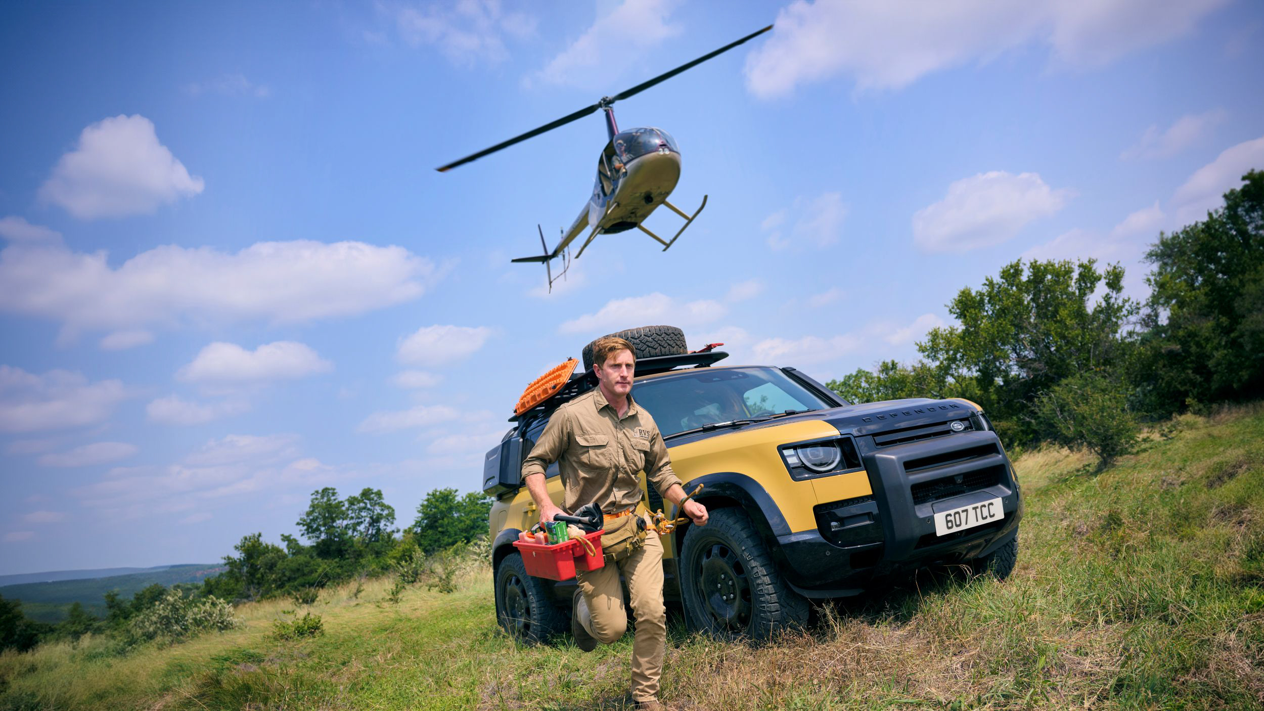 DEFENDER 舉辦 TROPHY 全球探險挑戰賽，特仕車型限定導入確認！