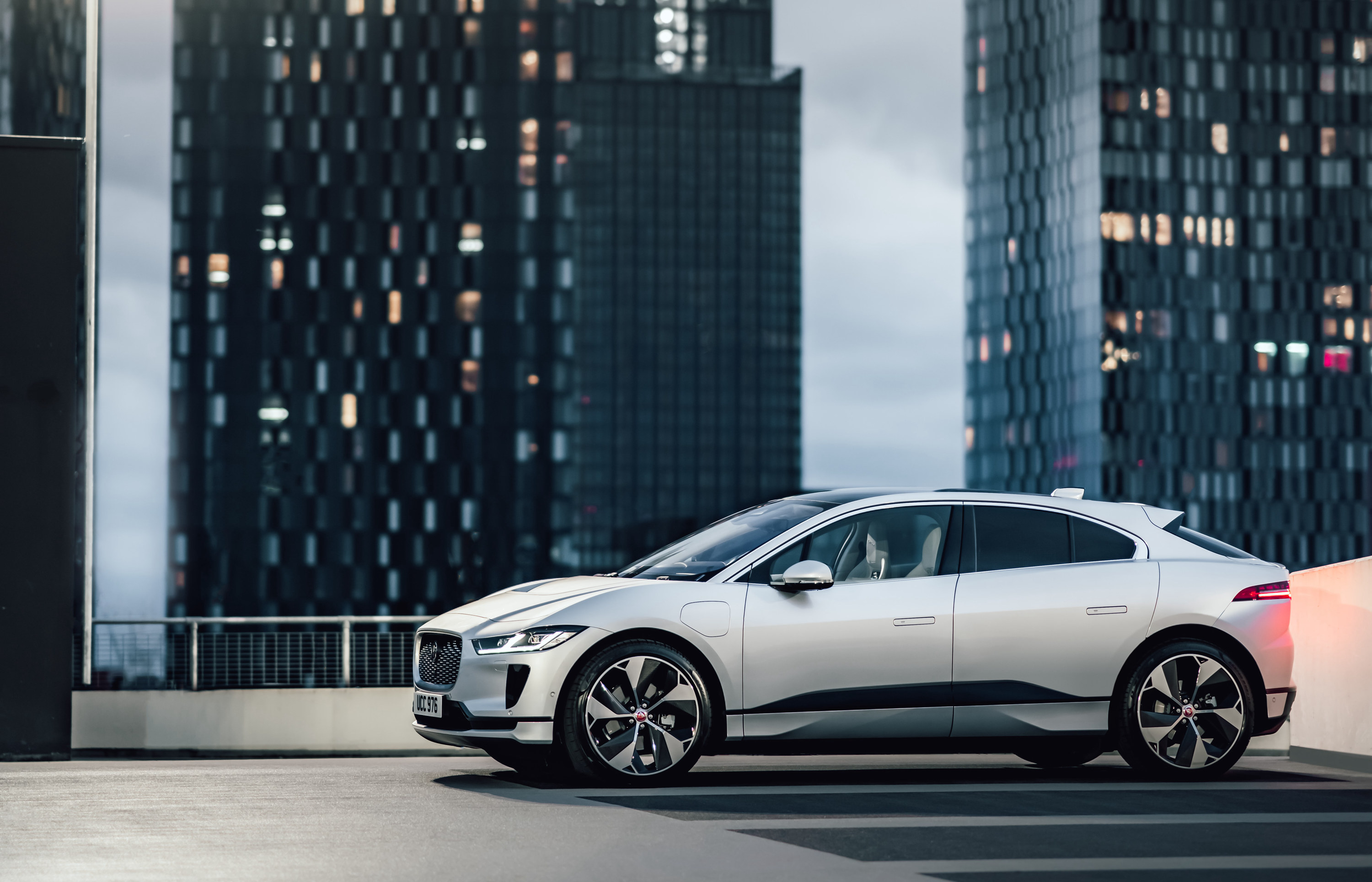 JAGUAR I-PACE 最新購車優惠方案。