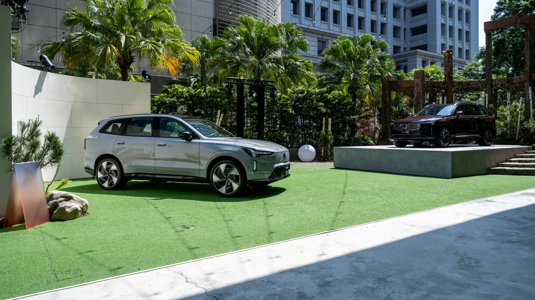 800V 電器架構上身旗艦 Volvo EX90 295 萬起發表上市！