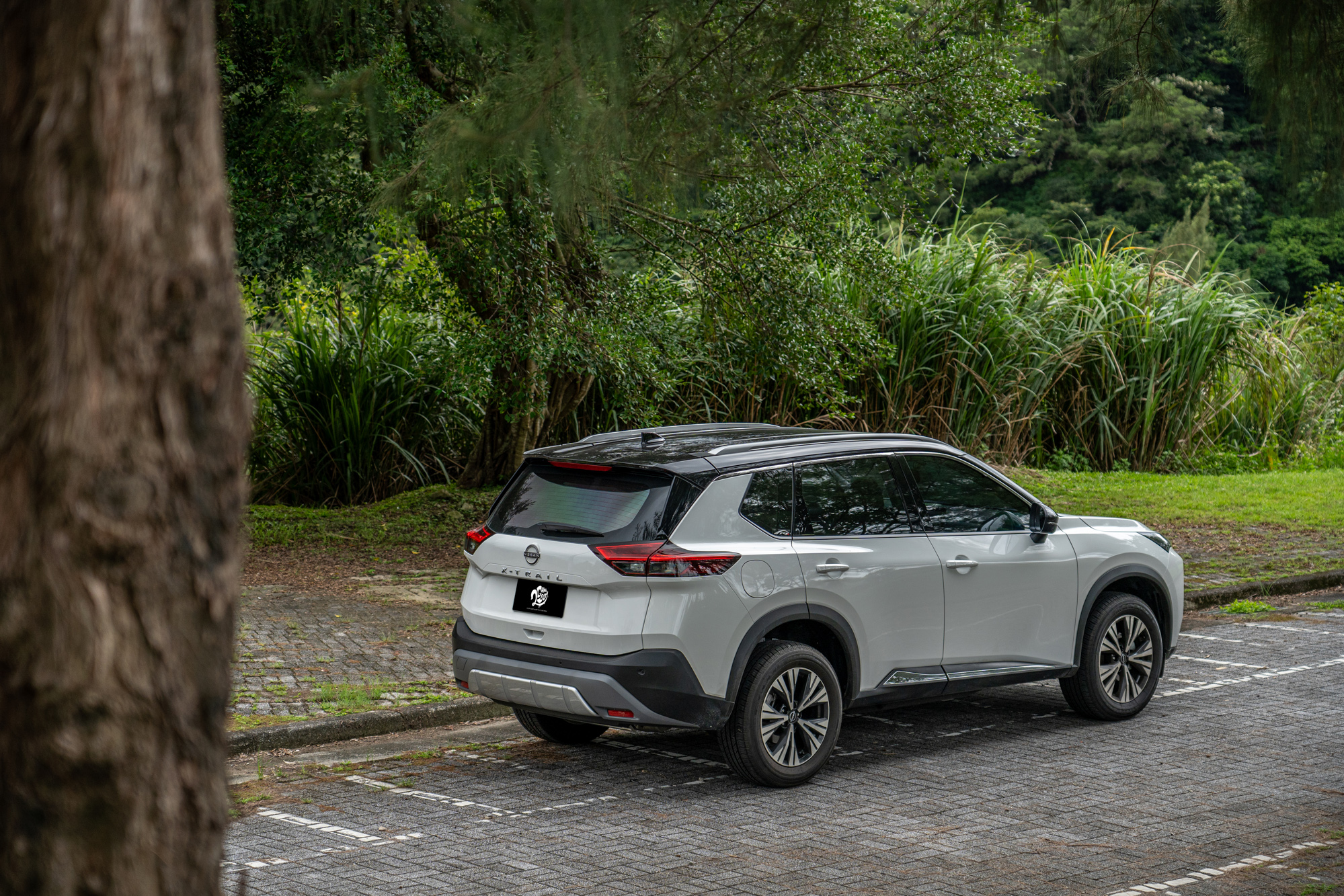 X-TRAIL輕油電旗艦版2023年式官方售價則為122.9萬元。