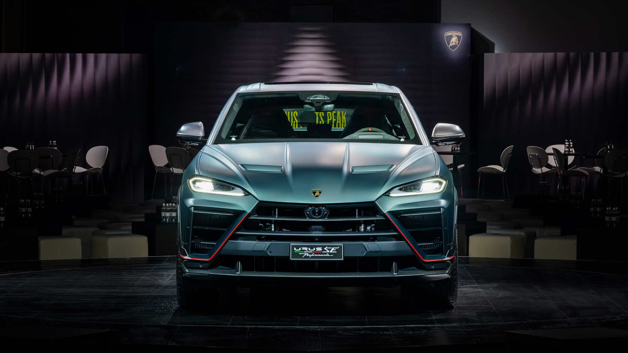  新台幣1,688萬元起！Lamborghini Urus SE Performante 正式抵臺亮相
