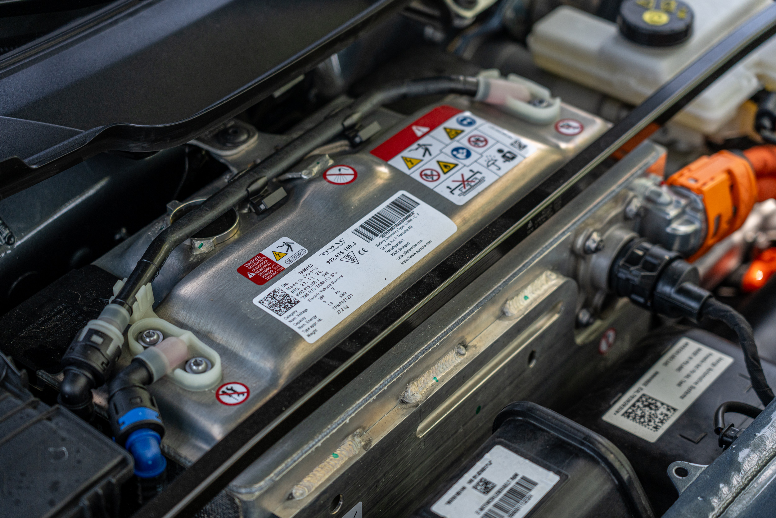 電池與電動馬達技術得到新創純電超跑品牌 Rimac 的技術奧援。