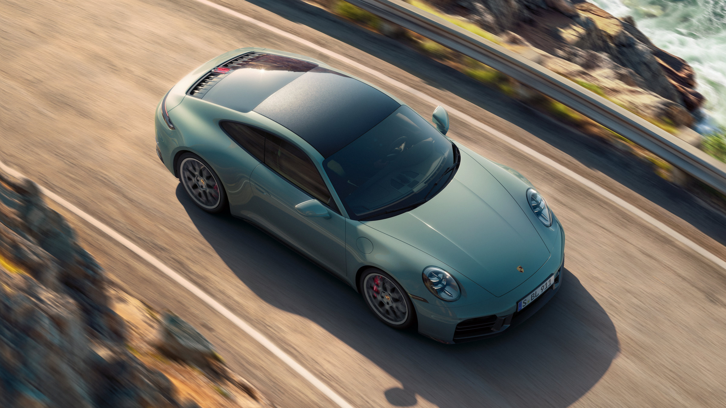 Porsche 911 增列 Carrera 4S 四輪驅動車型，售價 896 萬起！