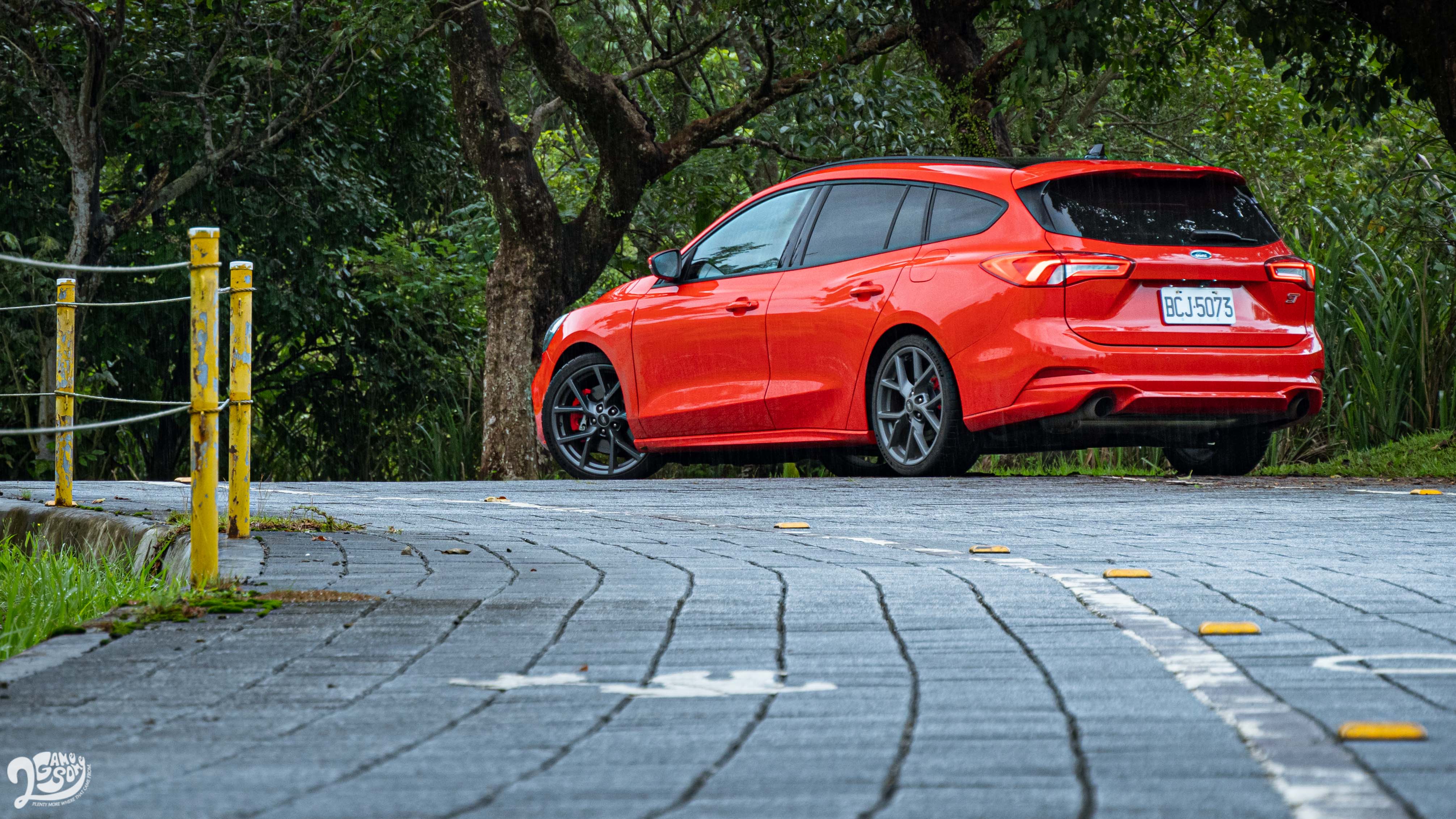 ST Wagon 目前可說是自成一格的車款。