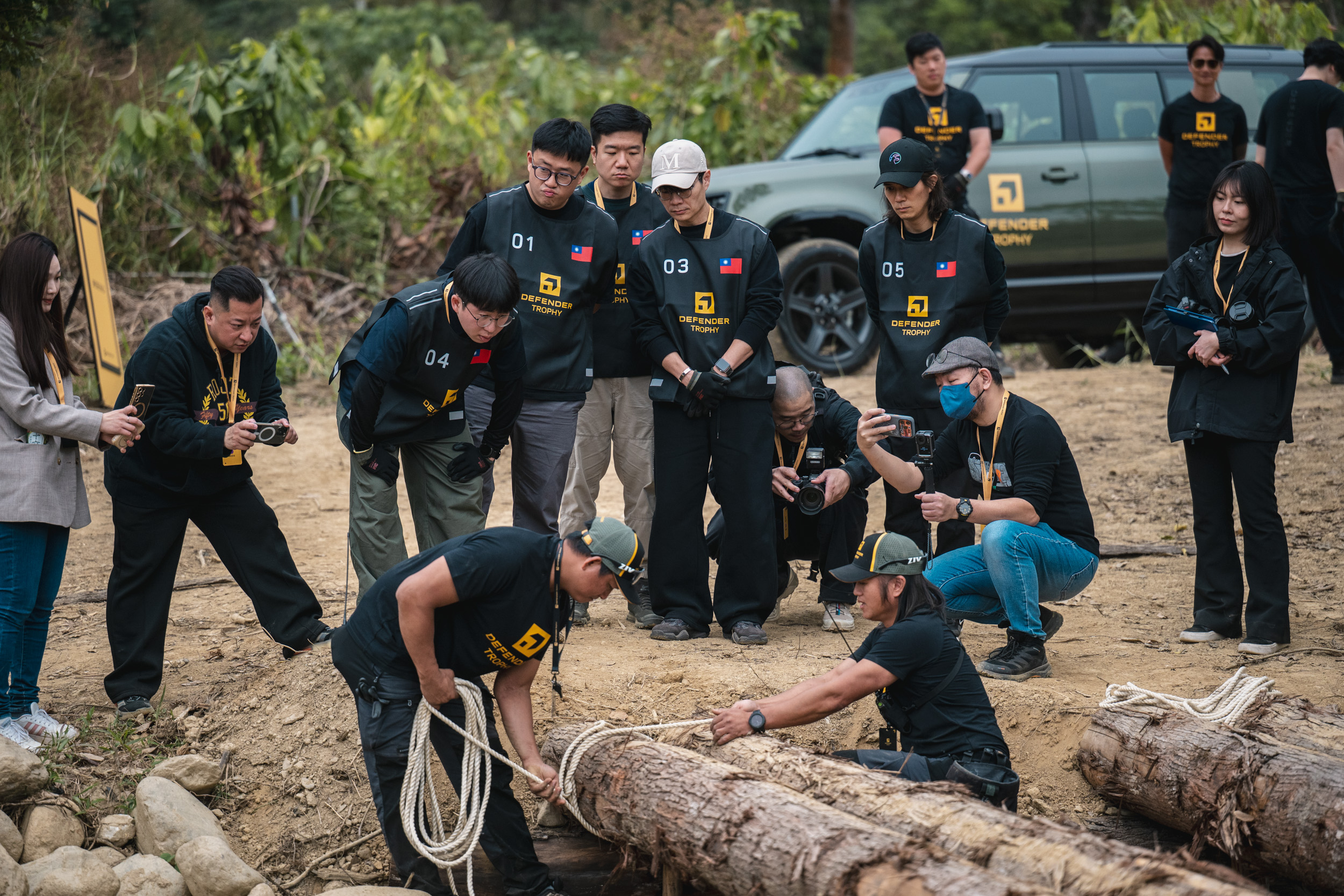 Defender Trophy探險挑戰賽。