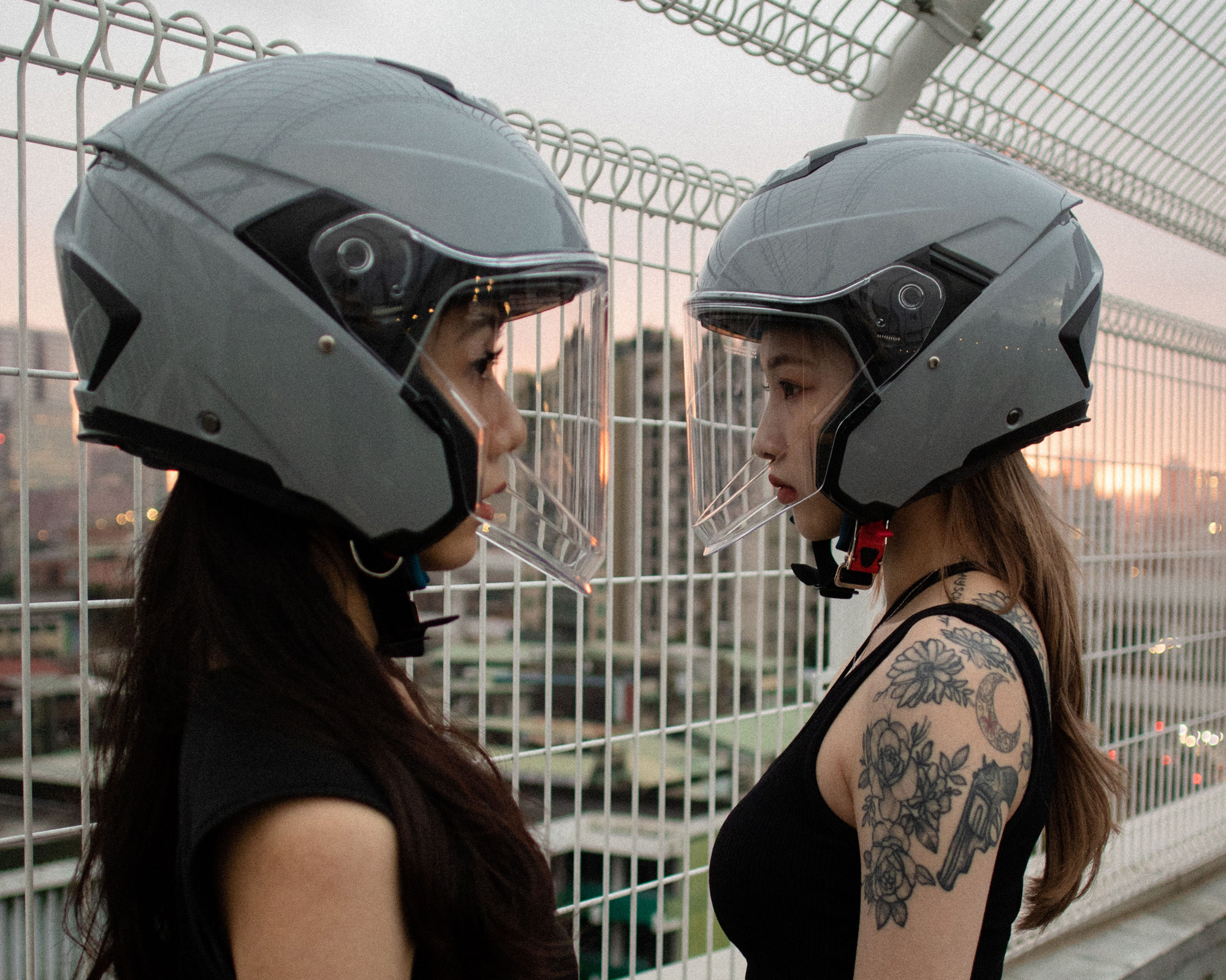 挑戰顏值最高安全帽 義大利irie Helmets 最新nova 帽款登台 2gamesome 有車賞