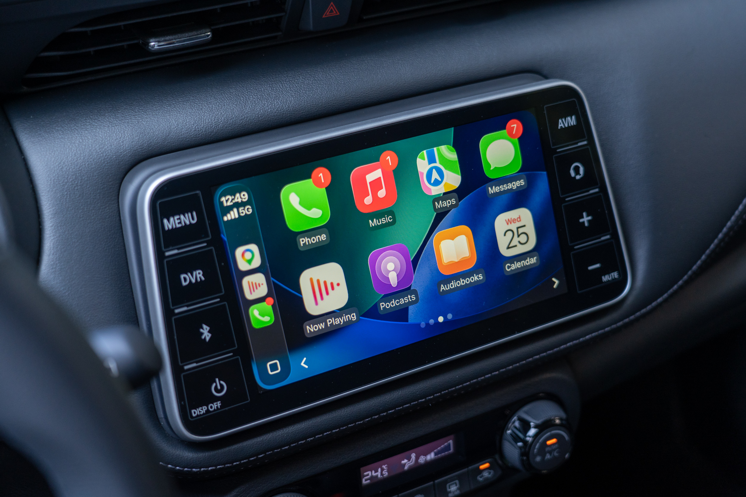 8吋智慧影音多媒體系統X-Media Ⅲ也提供Apple CarPlay與Android Auto雙系統手機整合功能。