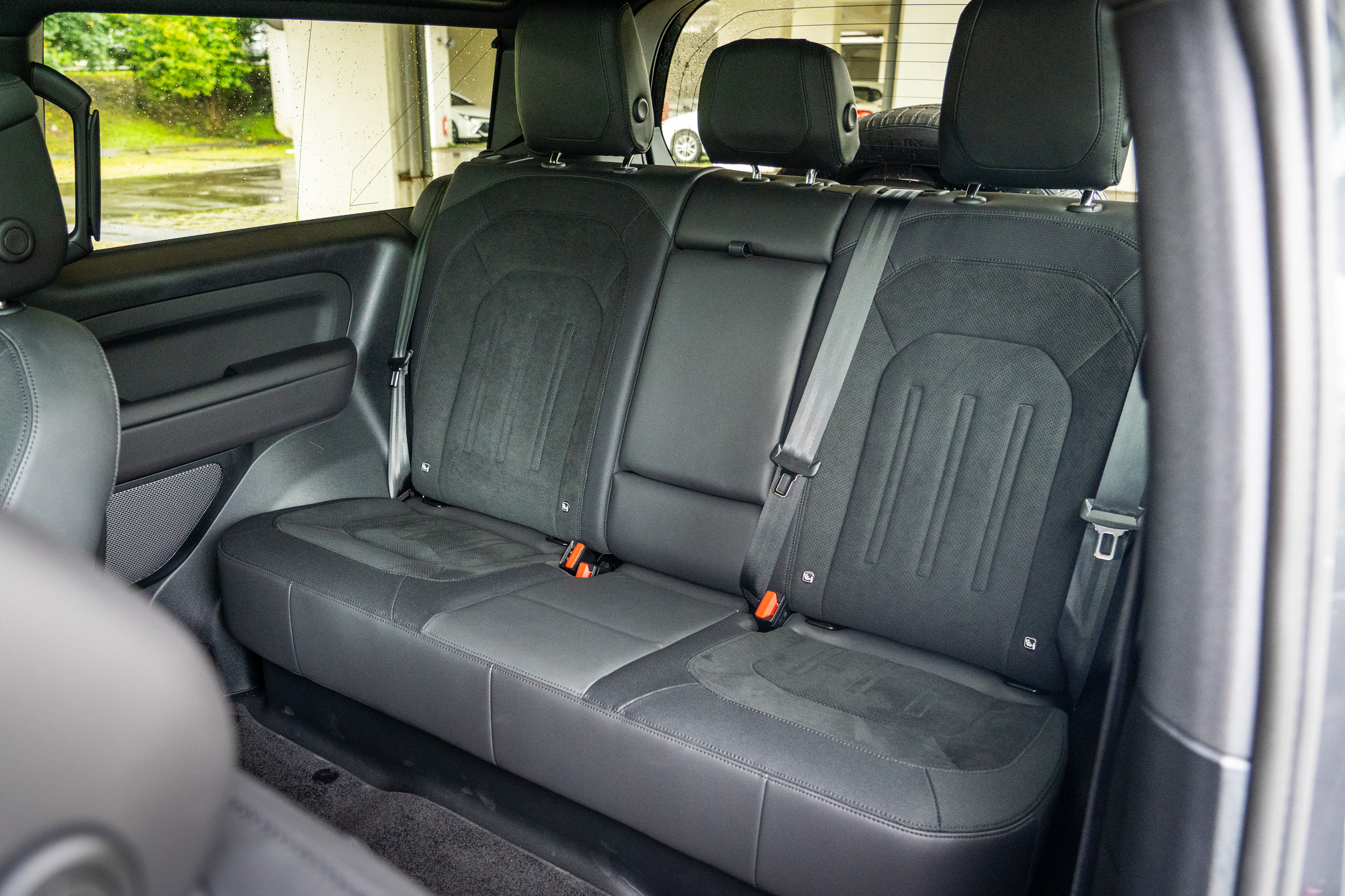 後座同樣具備加熱功能。