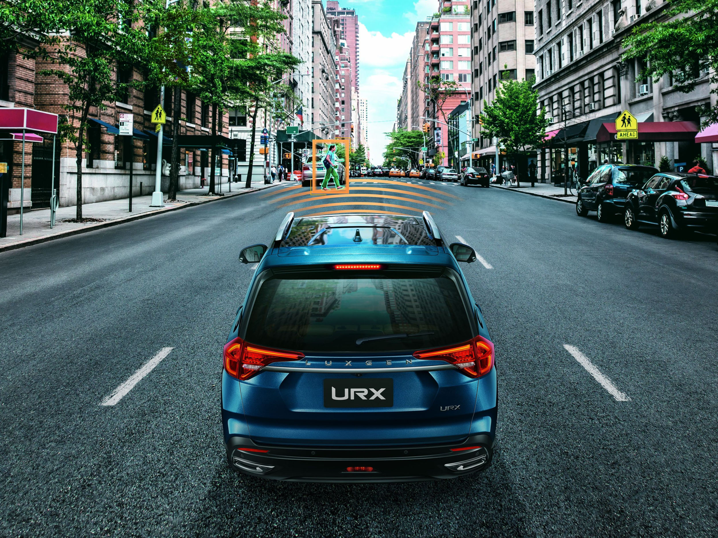 與 IDIADA 協力為台灣消費者量身訂做的 ADAS 先進駕駛輔助系統,涵蓋了 AEB 自動煞車輔助系統與 ACC 主動車距巡航系統等兩大功能。