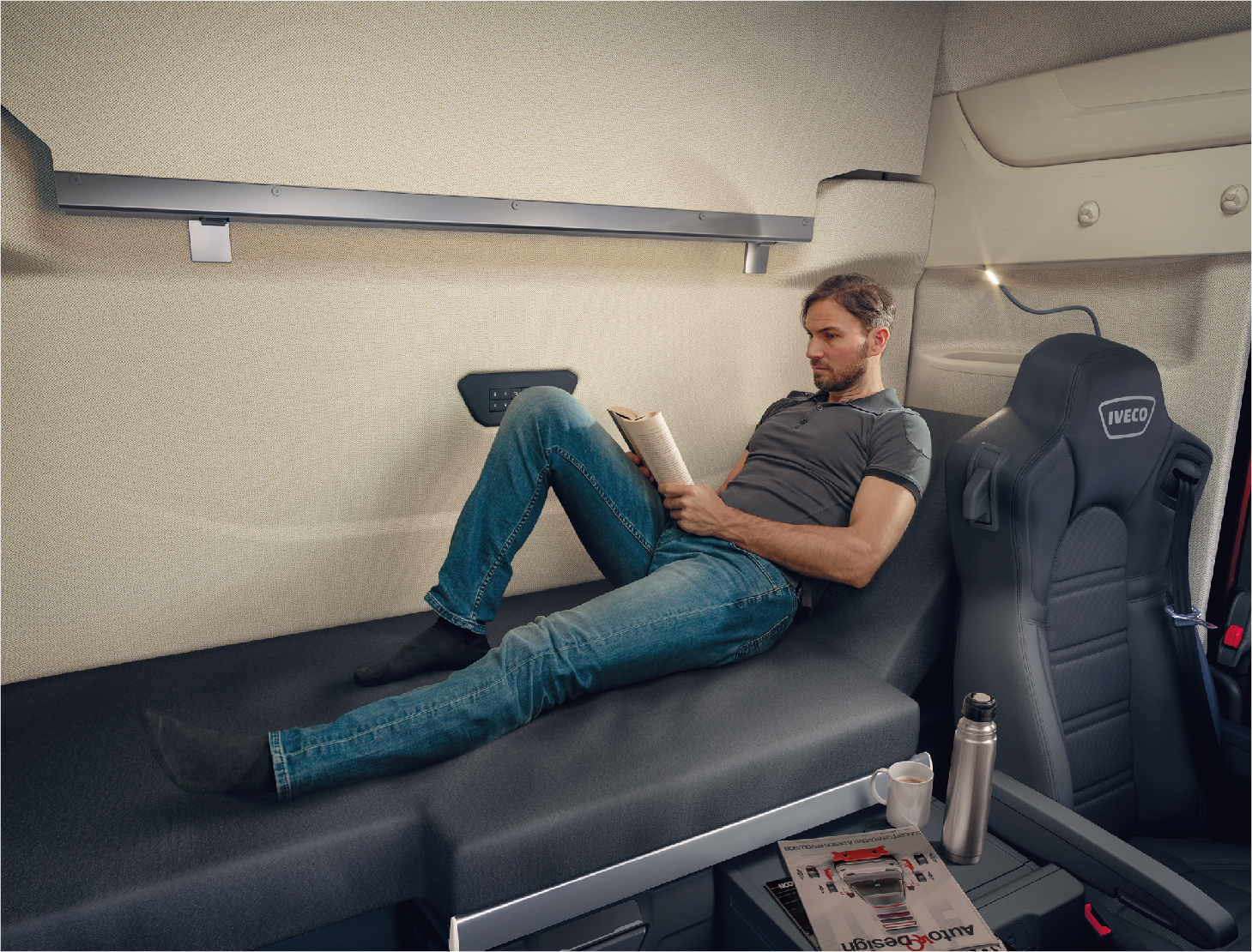 著重整體空間設計佈局與座艙舒適性。