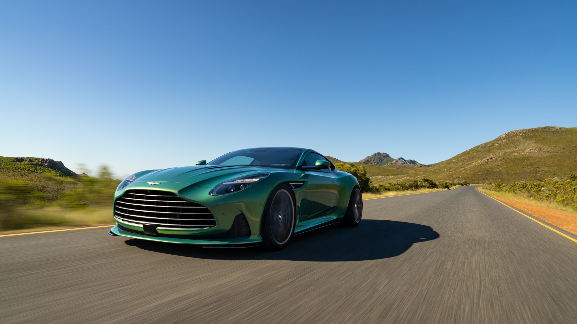 「Super Tourer」！Aston Martin DB12 正式發表
