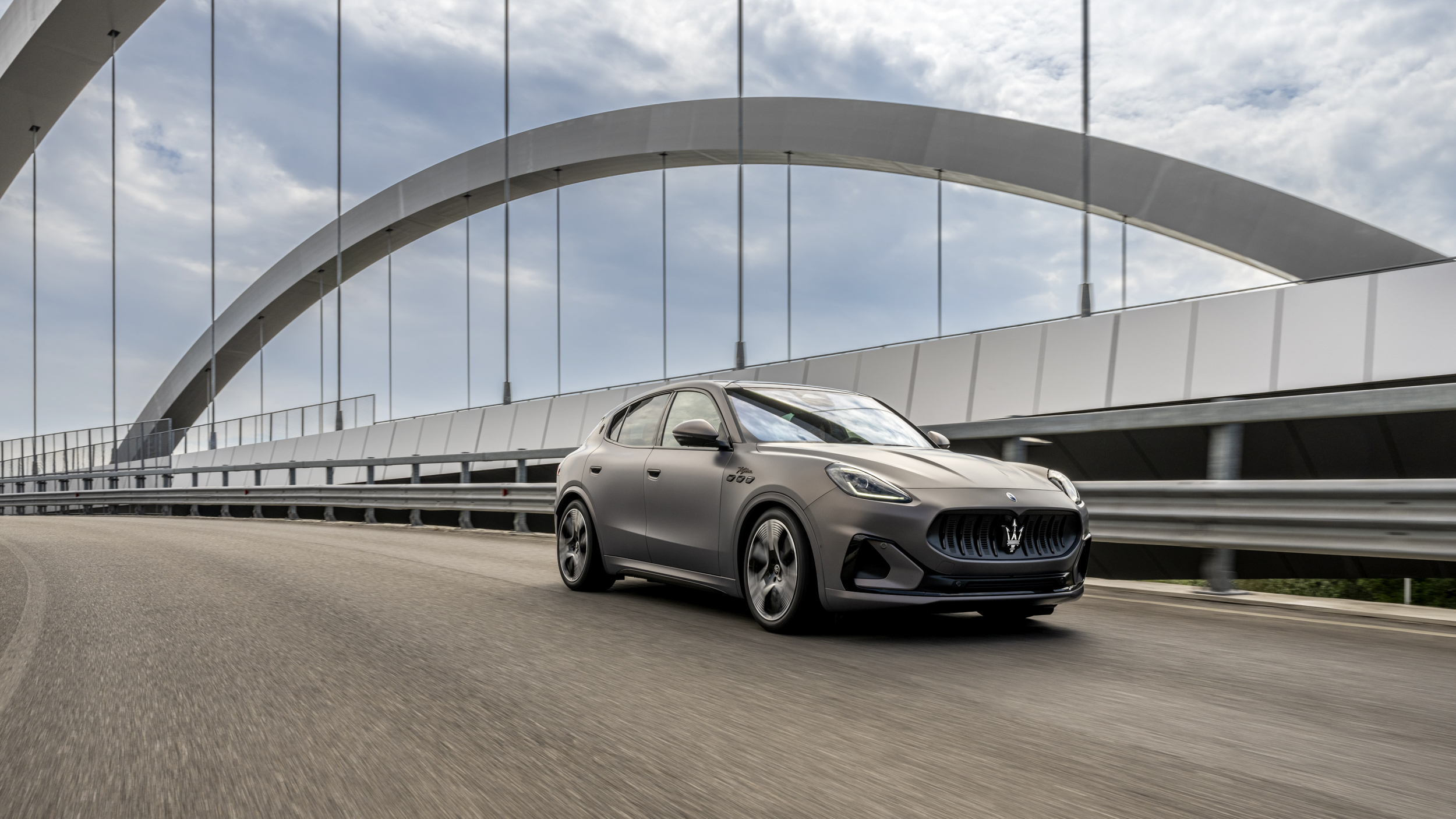 Maserati Grecale 攜星宇航空擔綱旅途接送座駕！