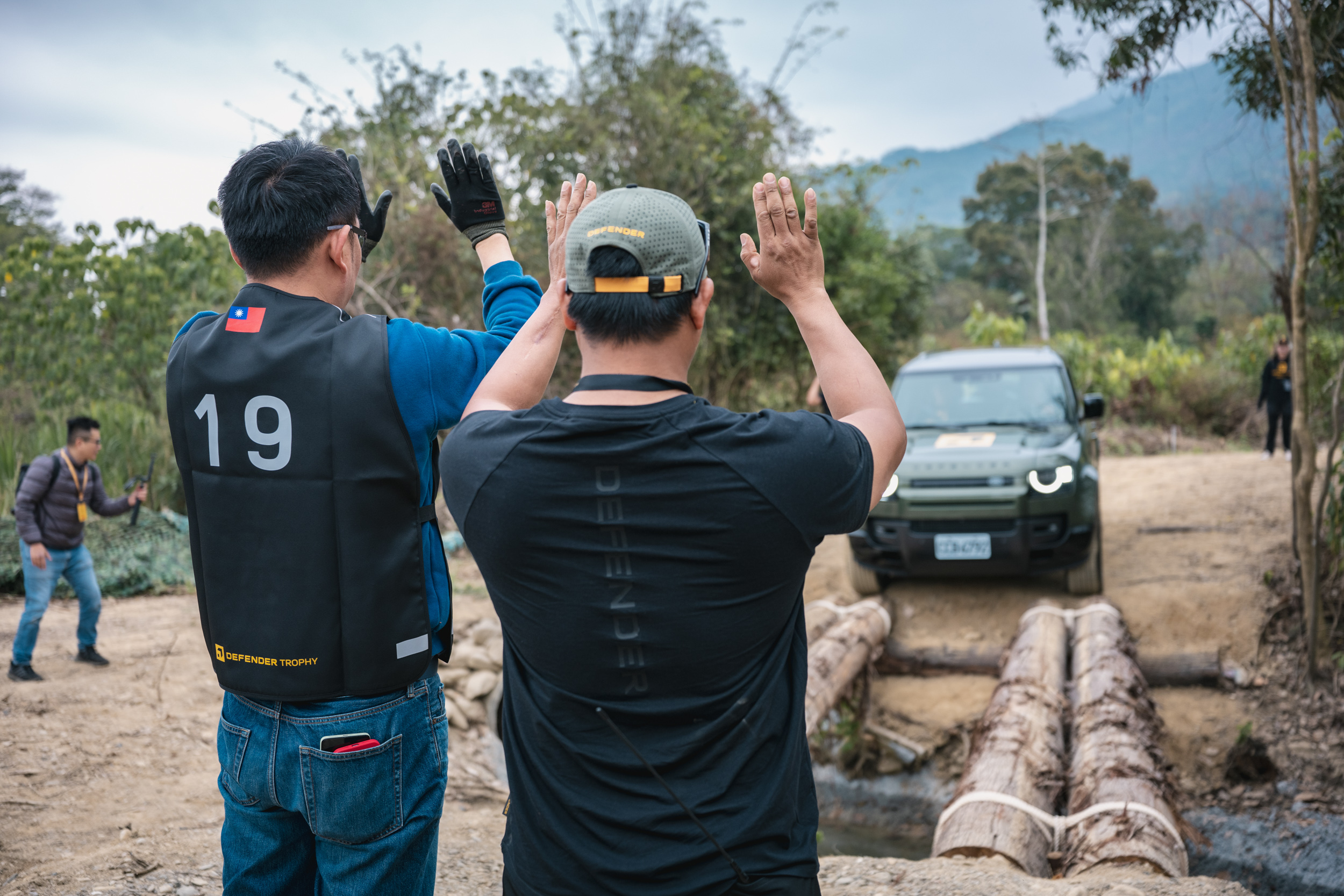 Defender Trophy探險挑戰賽。