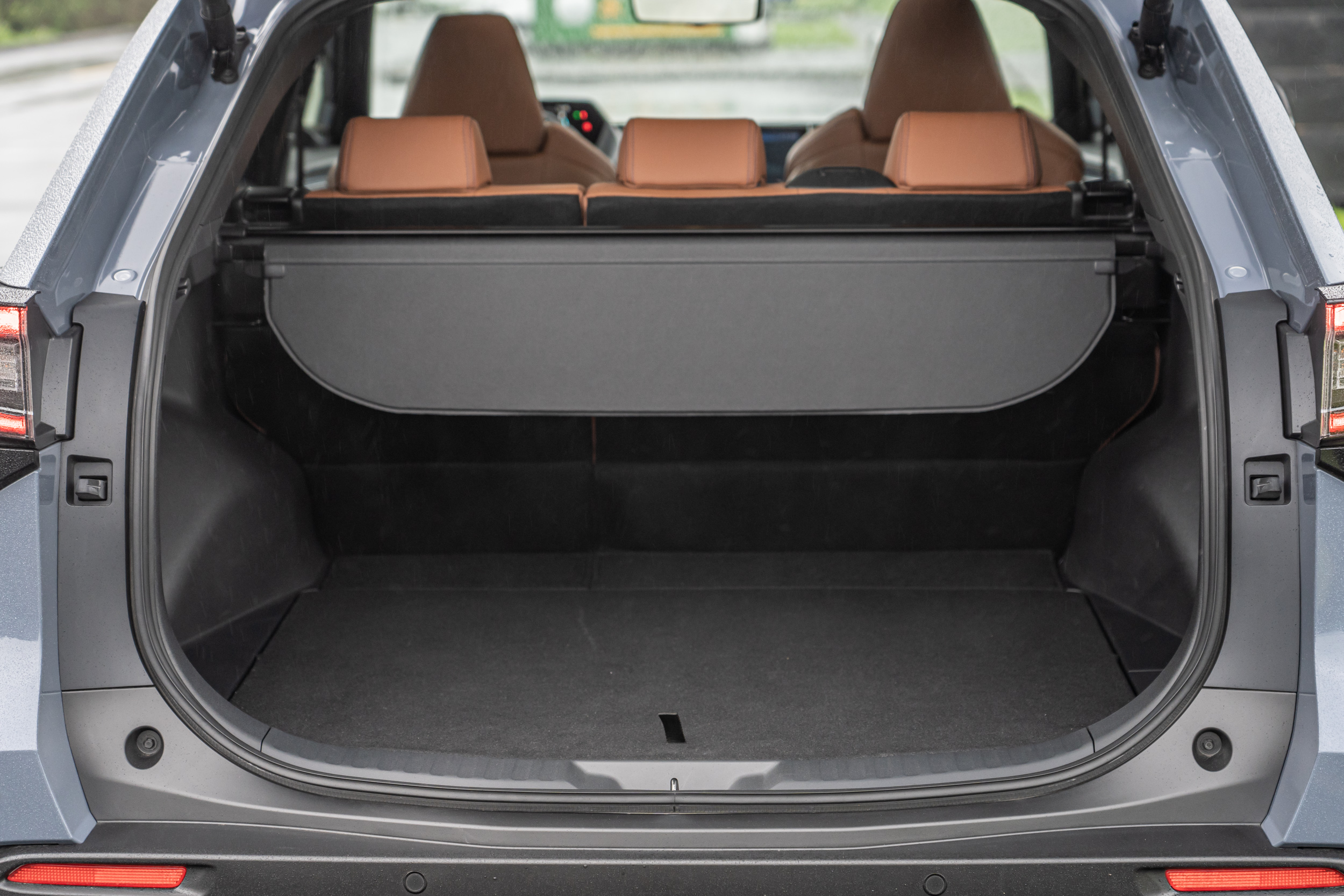 置物容積具備 452 公升水位,已可滿足大多數家庭使用需求。