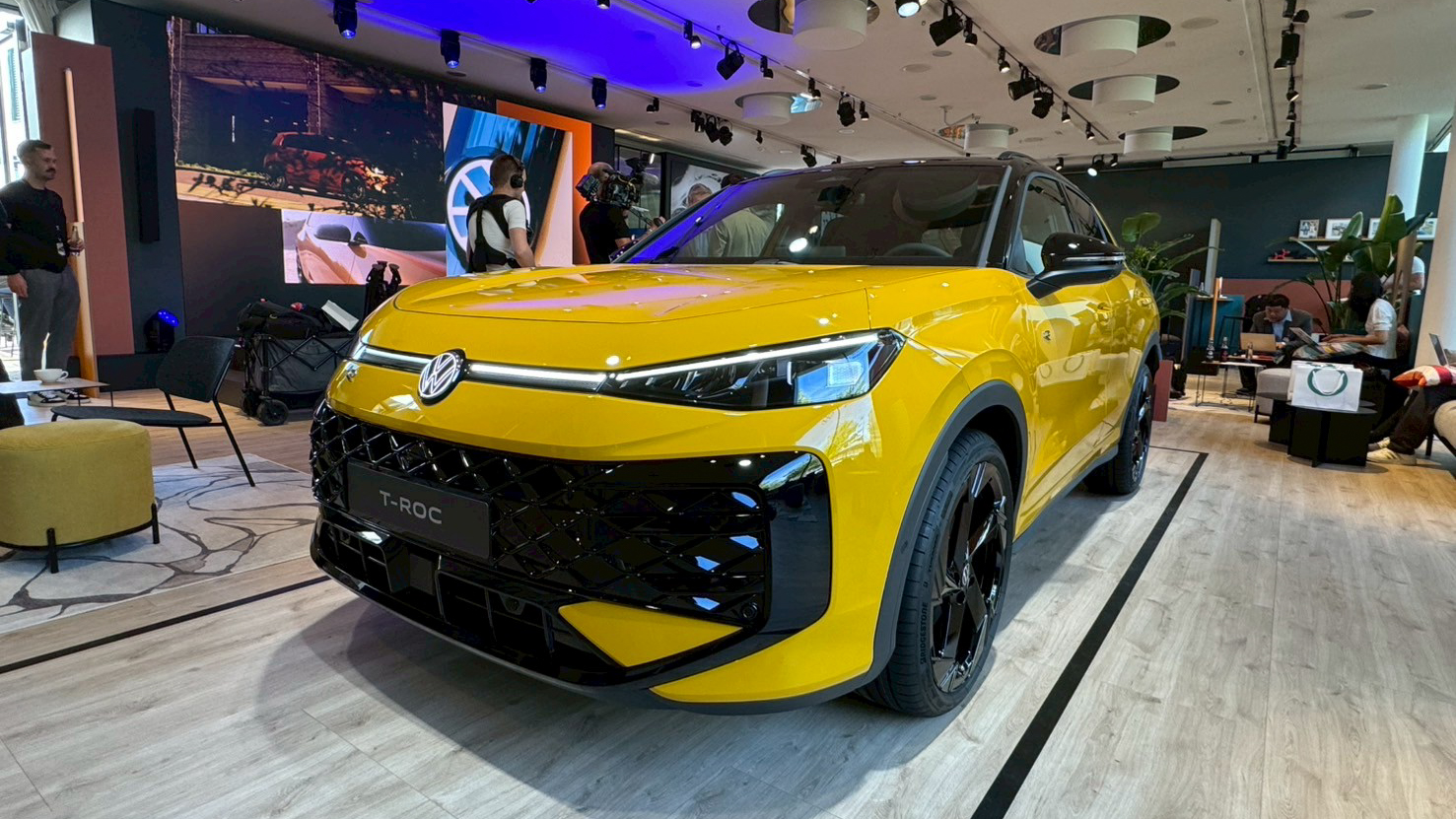 IAA 車展直擊｜燃油車續命確認！Volkswagen 第二代 T-Roc 欲以油電姿態預告強攻市場！