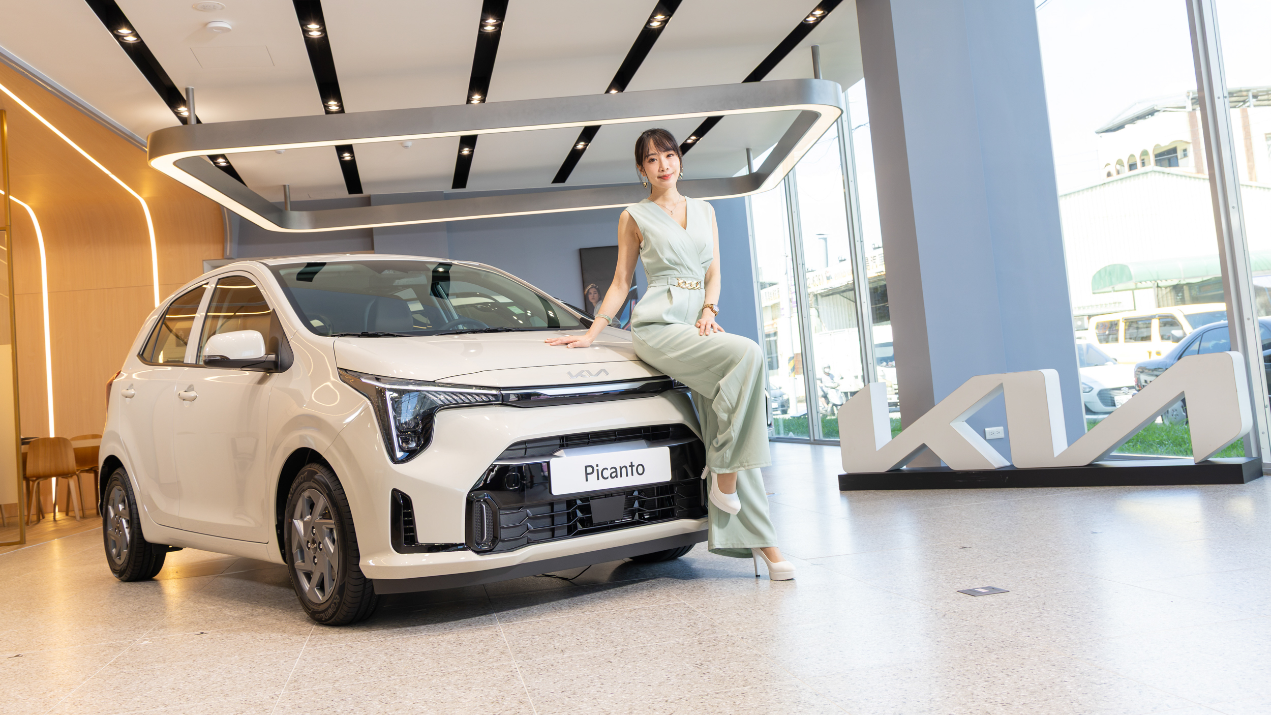 Kia 新莊 3S展示服務中心開幕，Picanto Cappuccino Edition 限量 100 台登場！