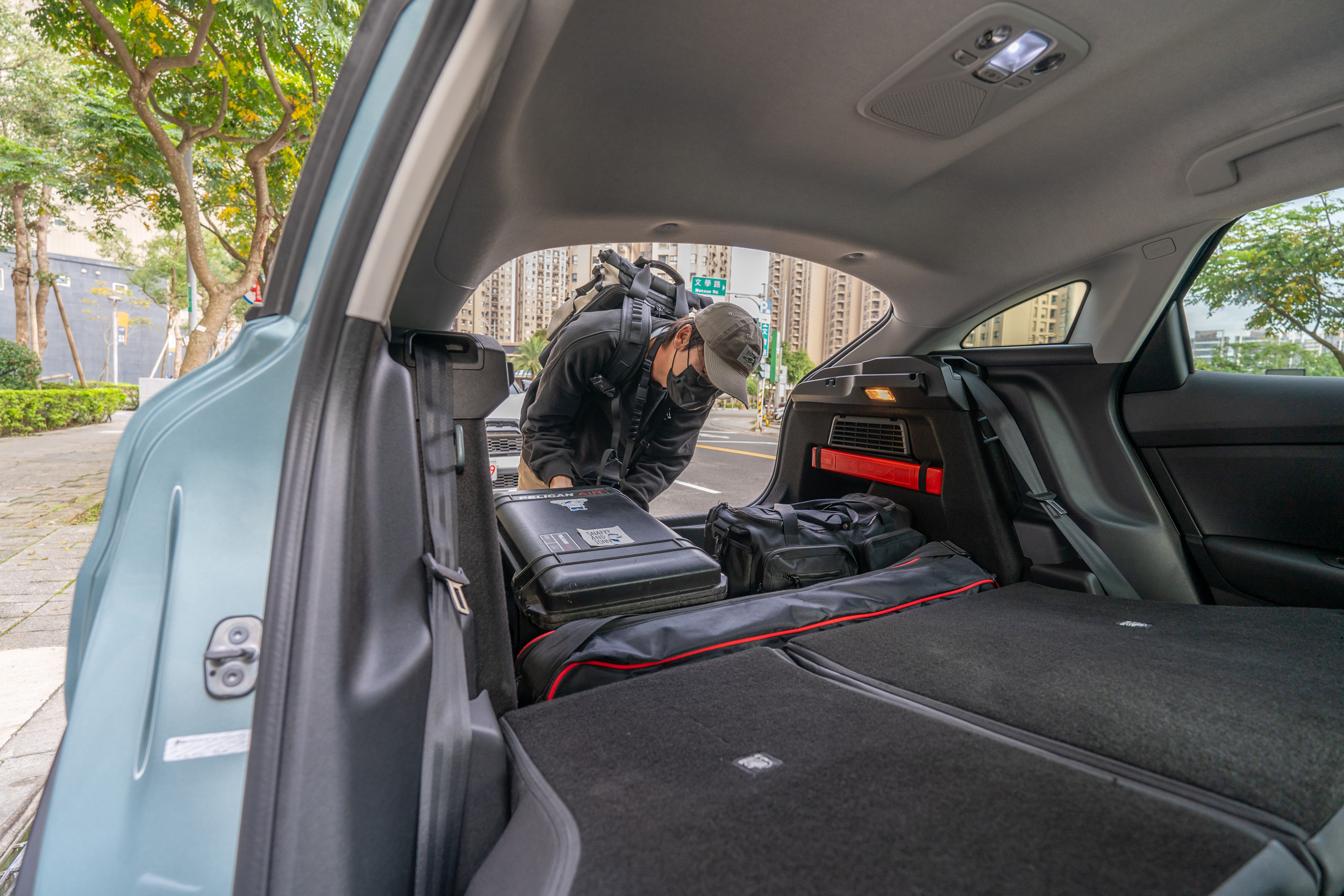 最大達 1,250 公升的置物容積,相較於同級對手而言表現可圈可點。