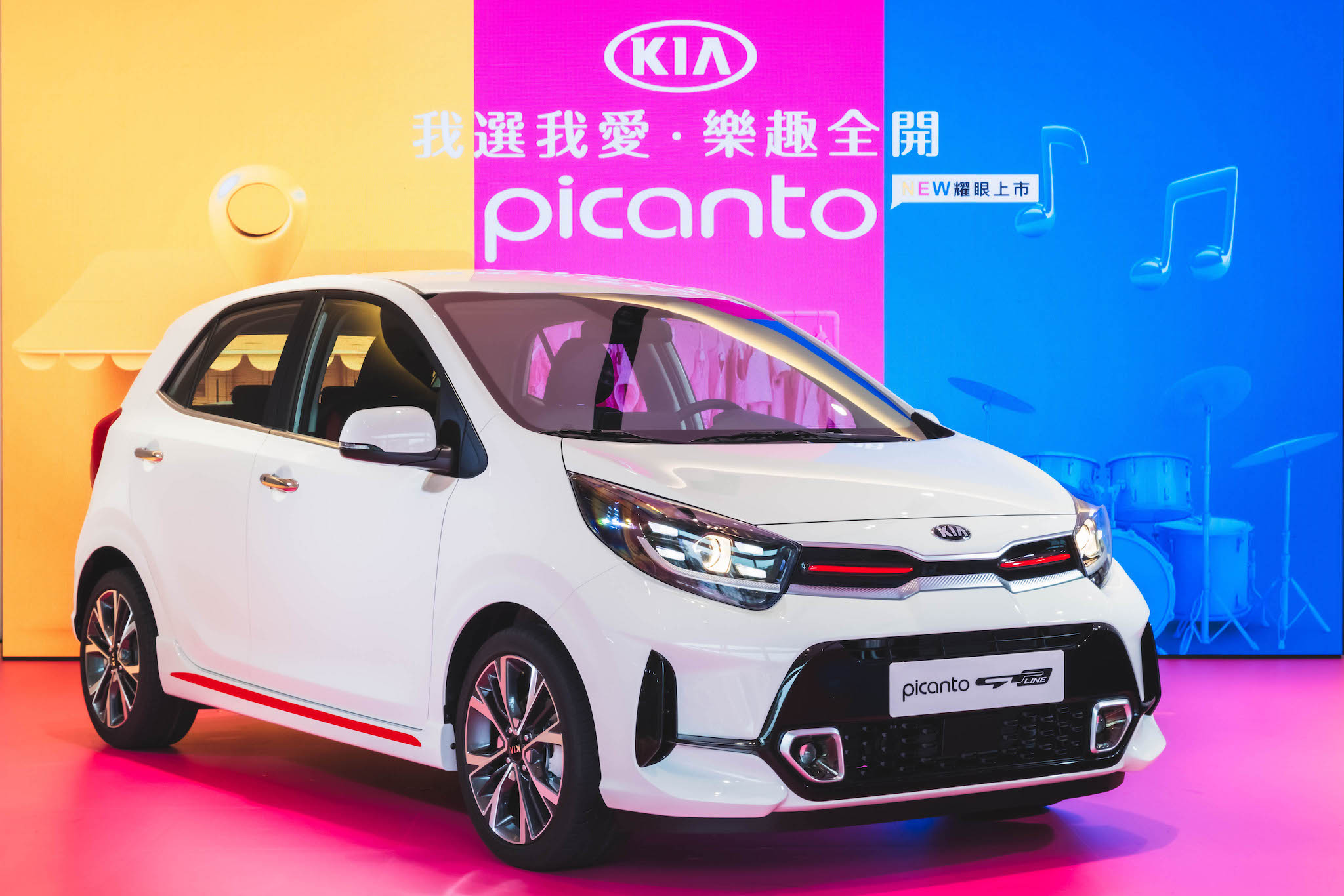 Picanto GT-LINE 擁有 LFA進階型車道維持輔助系統(全速域),Apple Carplay、Android Auto無線連結。