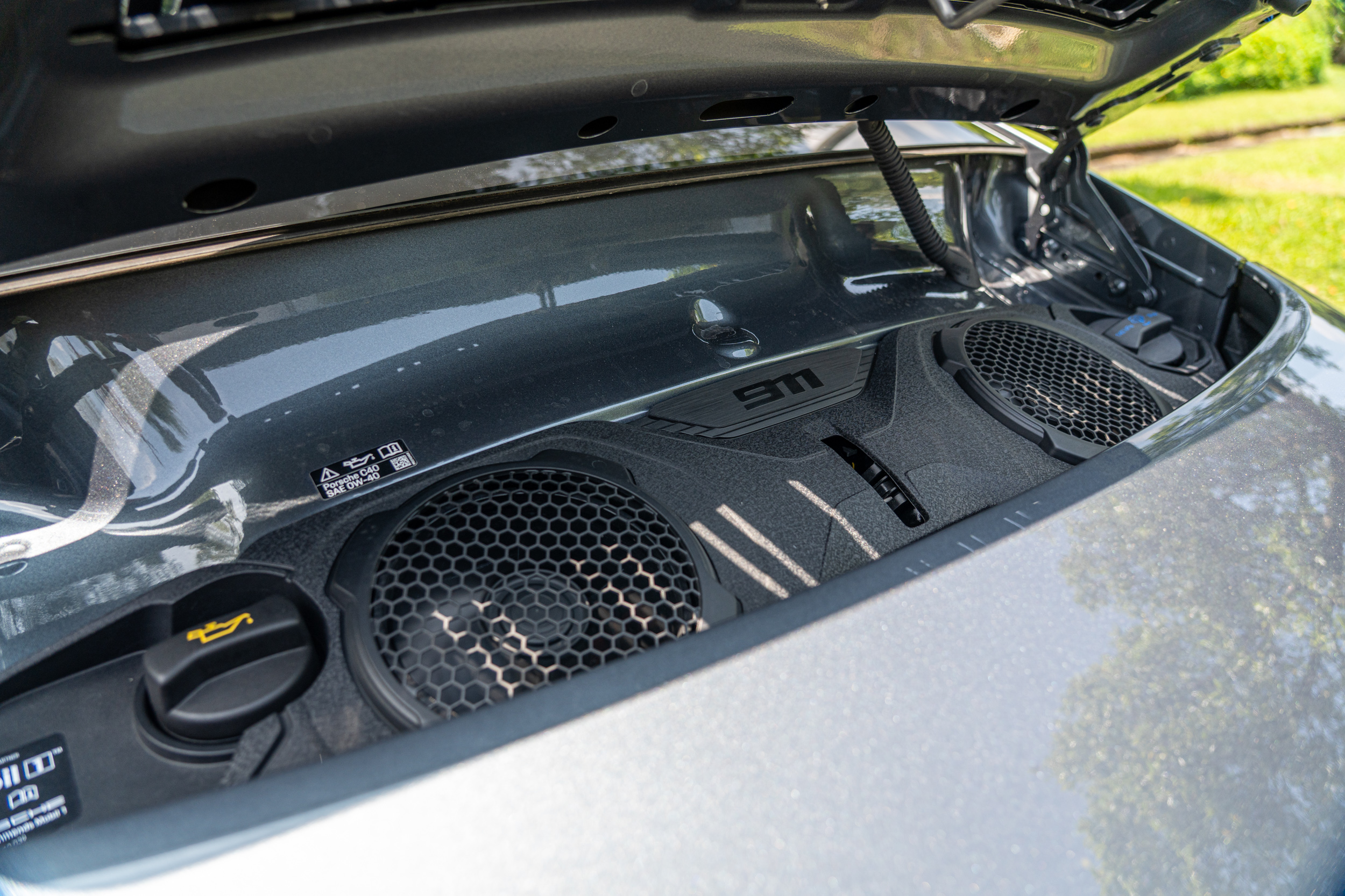 這具內燃機總成,是以原有的 3.0 升水平對臥系統進行擴缸。