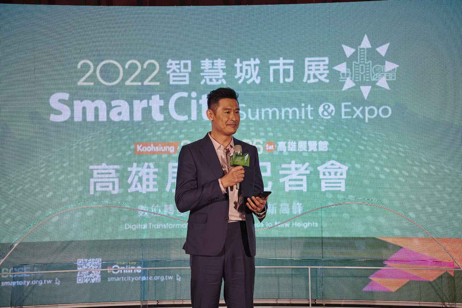 光陽集團董事長暨台灣智慧城市產業聯盟會長柯勝峯於高雄展前記者會中致詞。