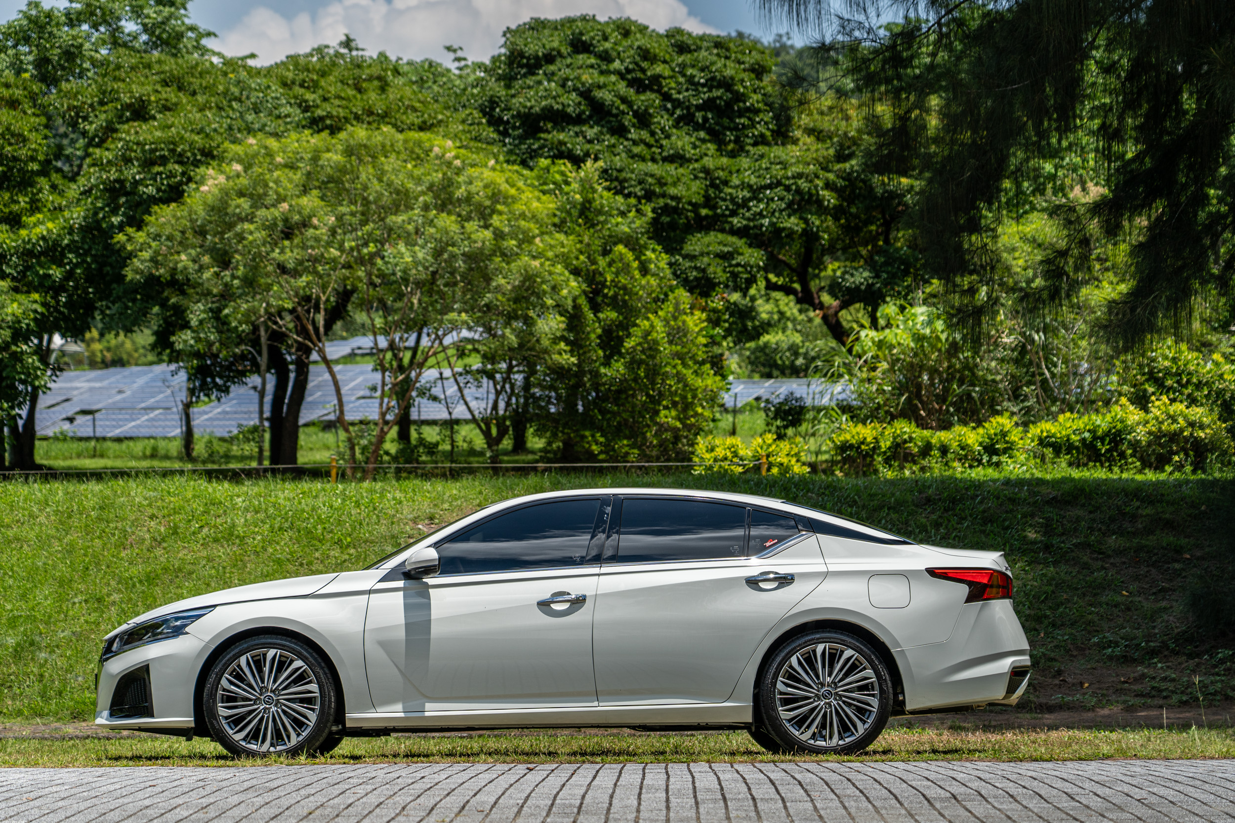 Nissan Altima 小改款後採單一車型販售,售價 139.9 萬起。