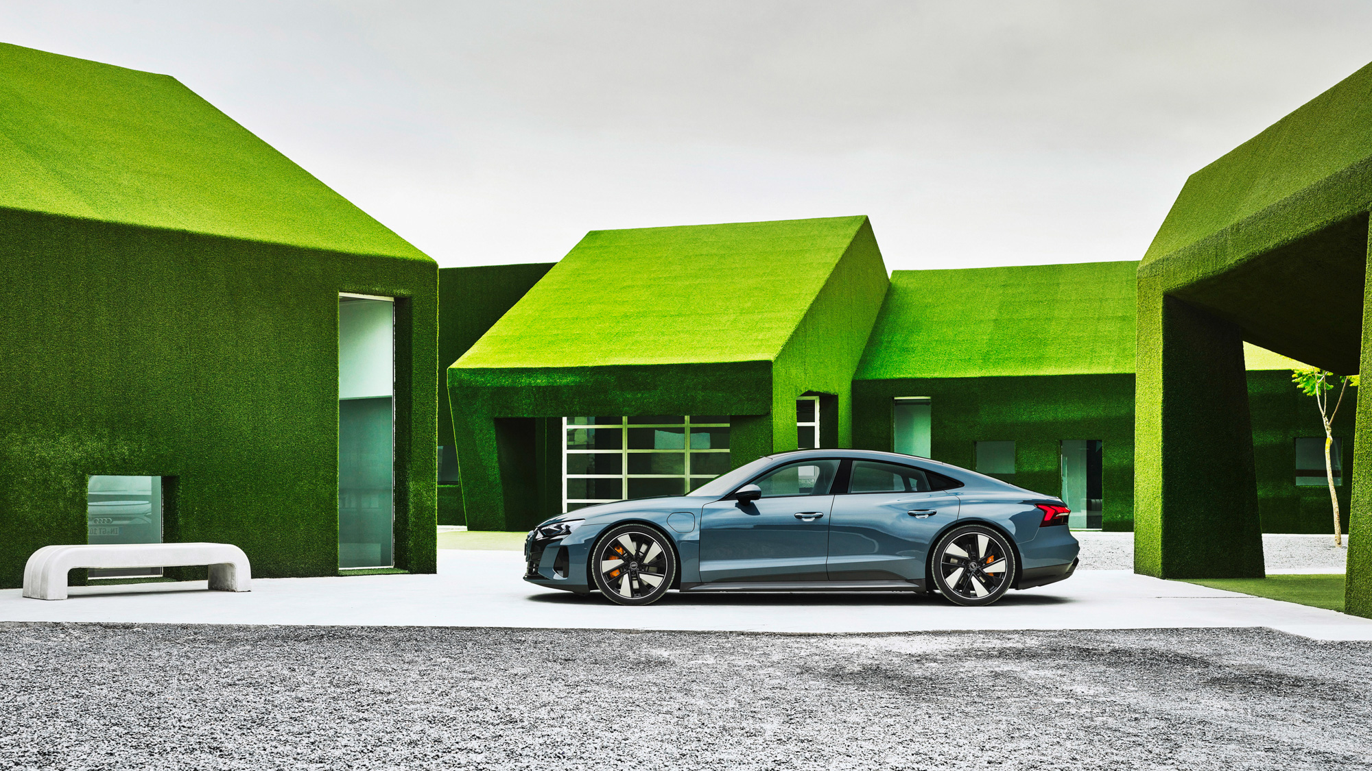 ▲ Audi e-tron GT 生產階段實現碳中和，台灣奧迪攜手品牌茶籽堂詮釋永續精神